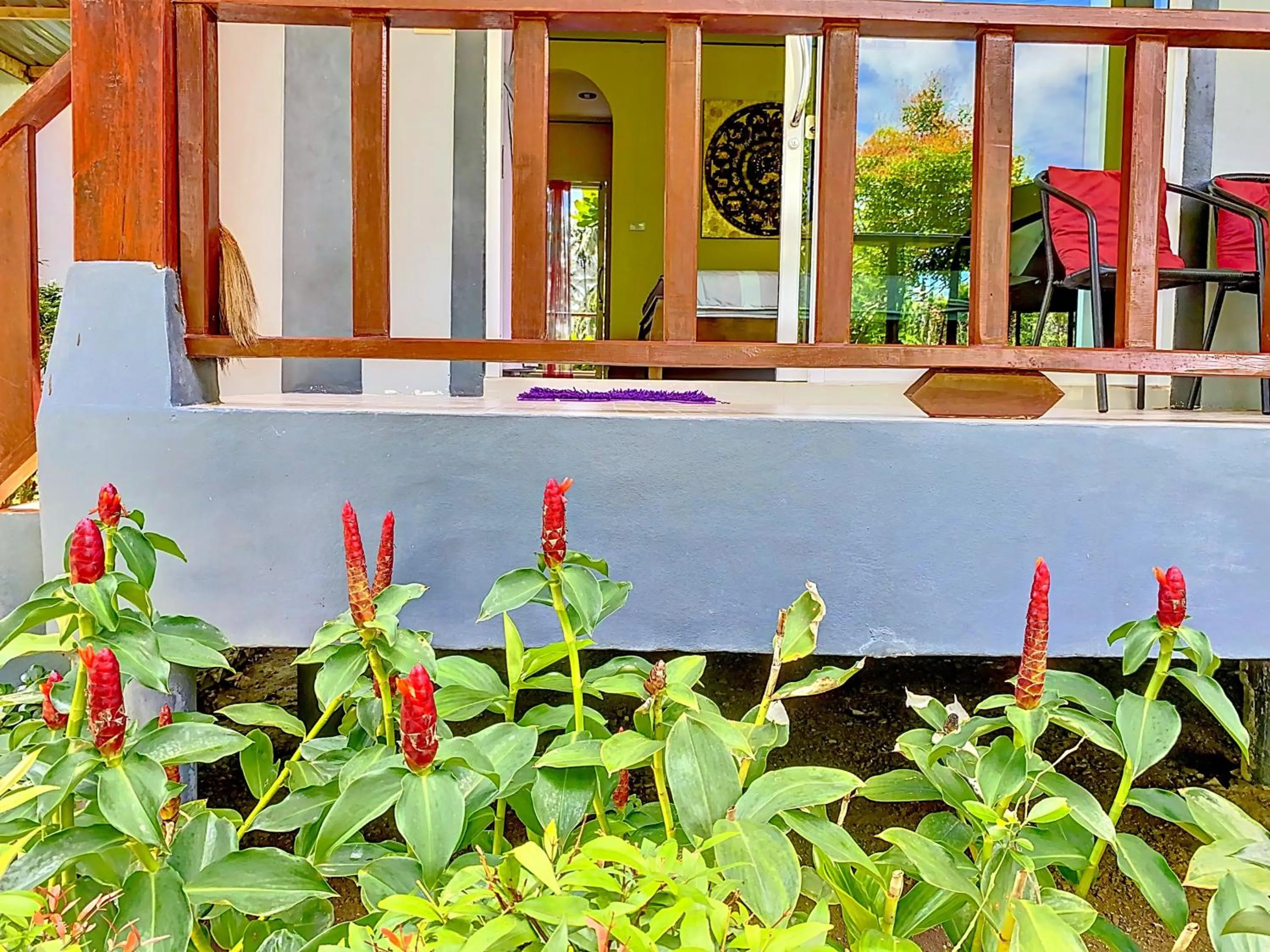 Garden in Sunanta Bungalow