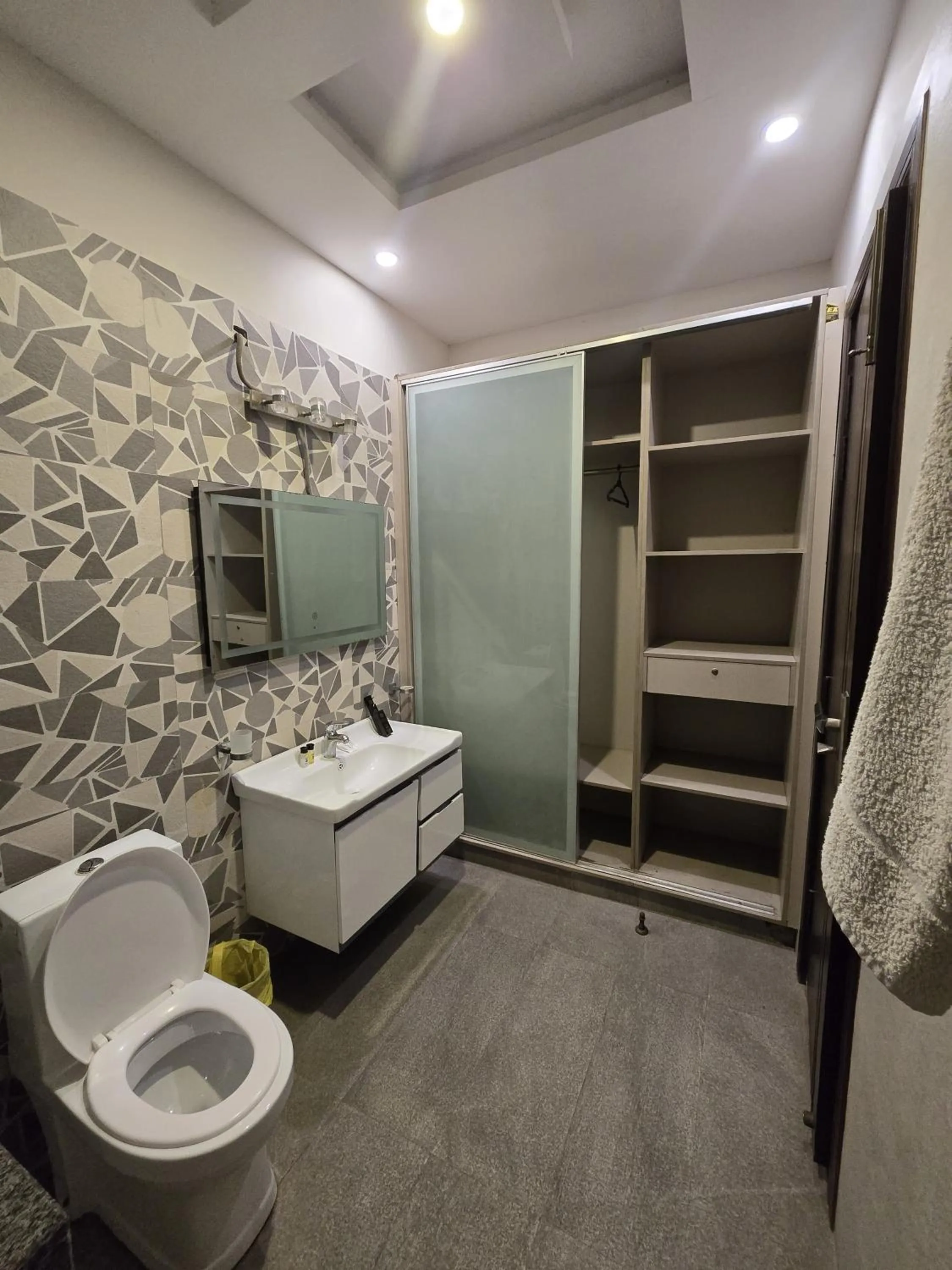 Toilet in Palm tree suites