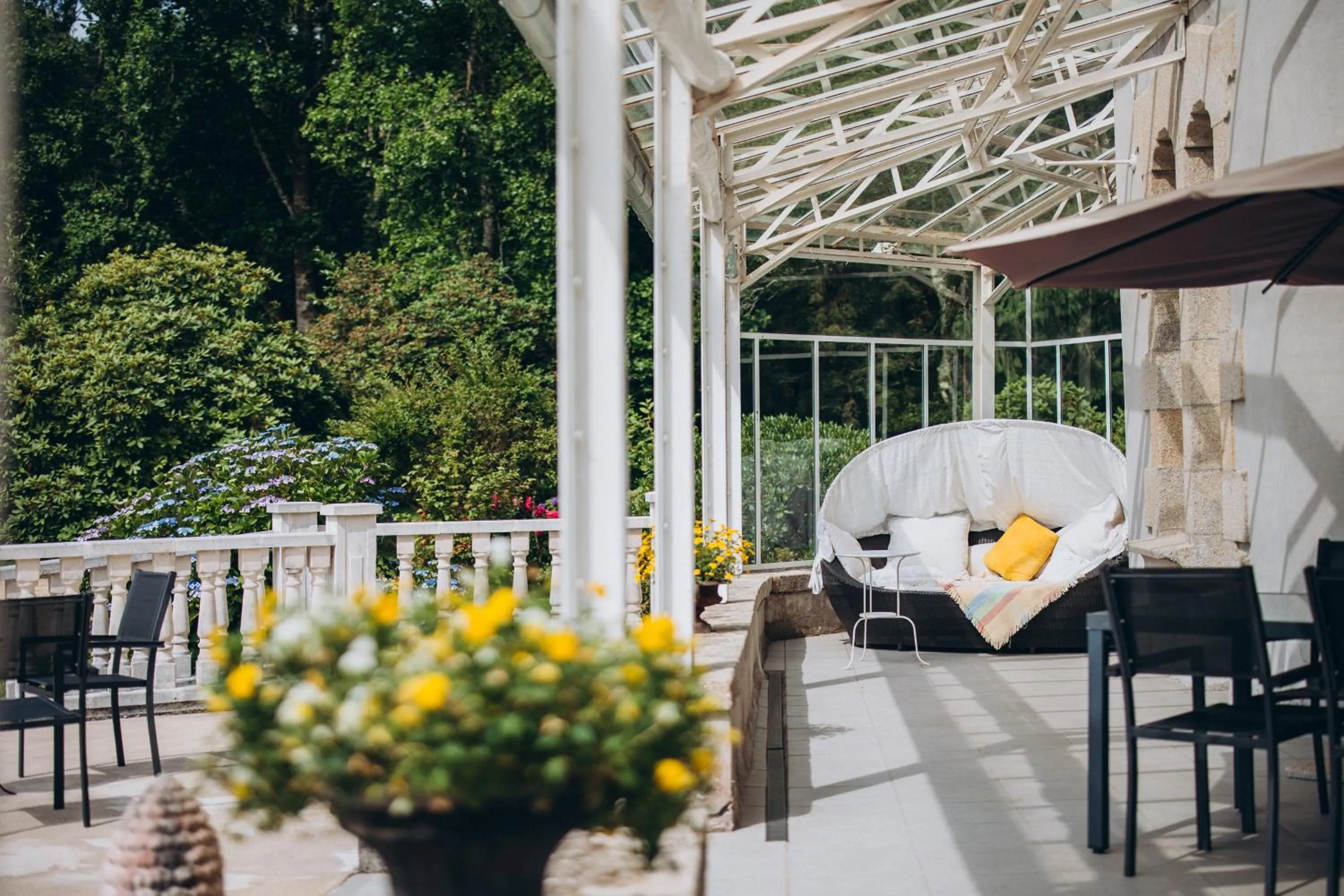 Patio in Château de KERVOAZEC - Chambres d'hôtes