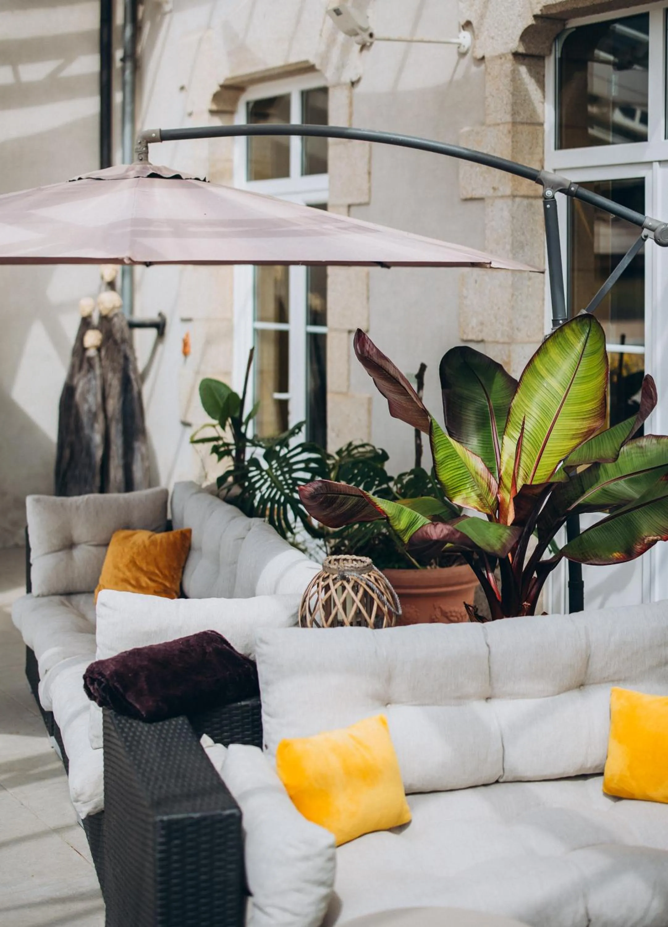 Patio in Château de KERVOAZEC - Chambres d'hôtes