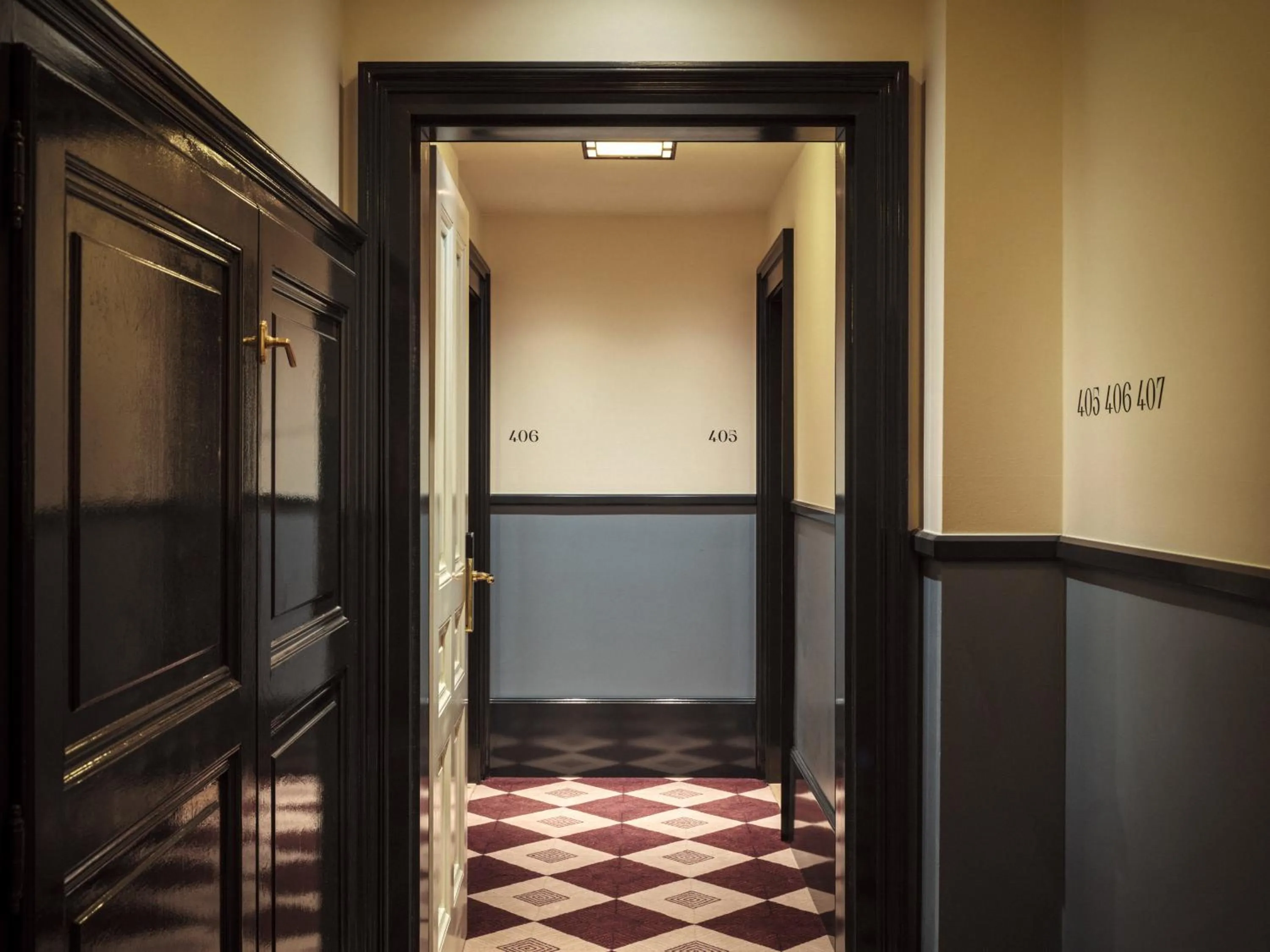 Bedroom in Sir Prague, part of Sircle Collection