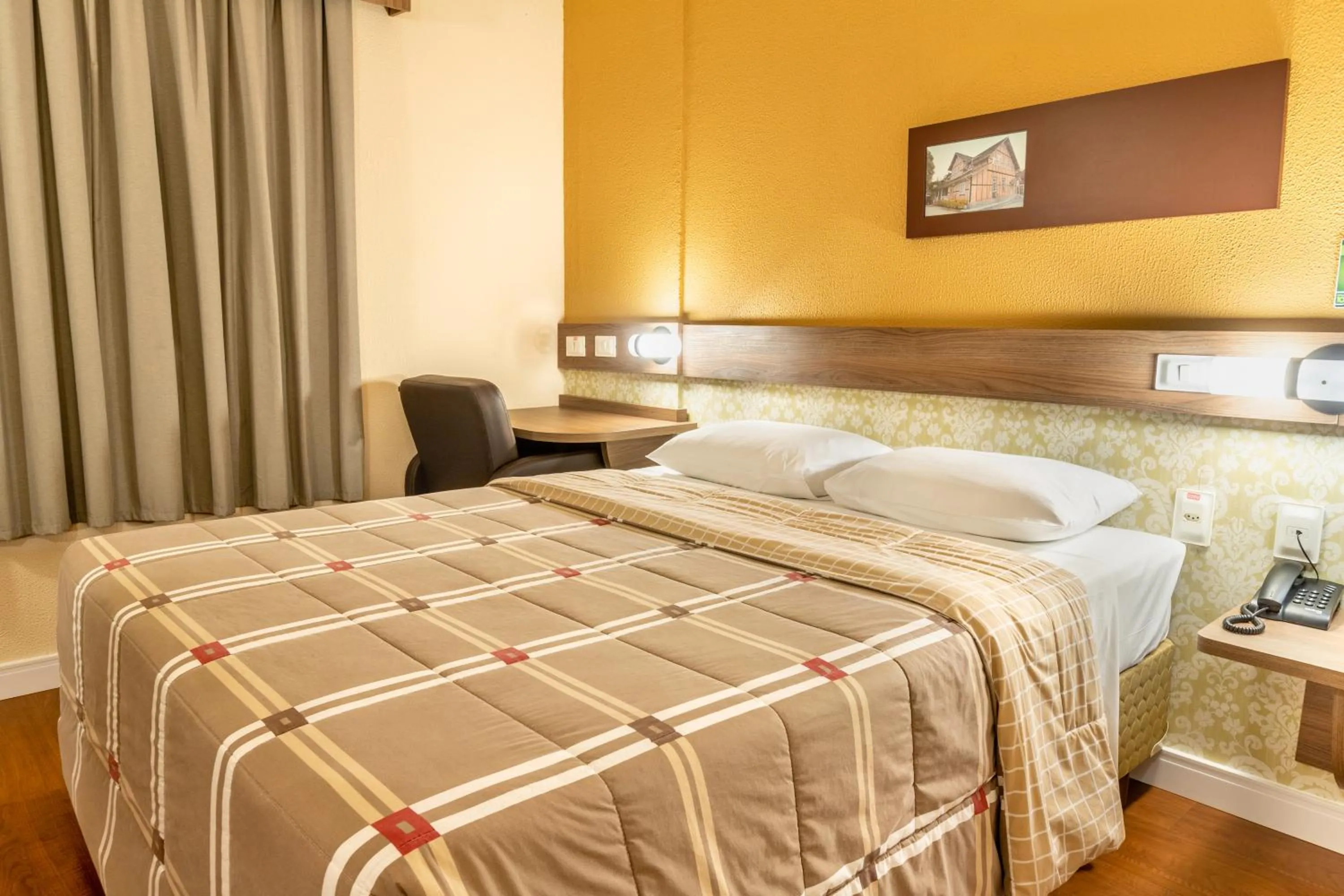 Bedroom, Bed in Hotel 10 Blumenau