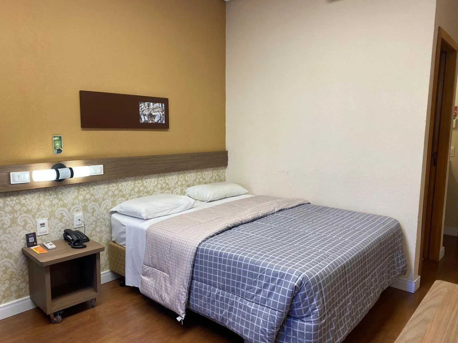 Bed in Hotel 10 Blumenau