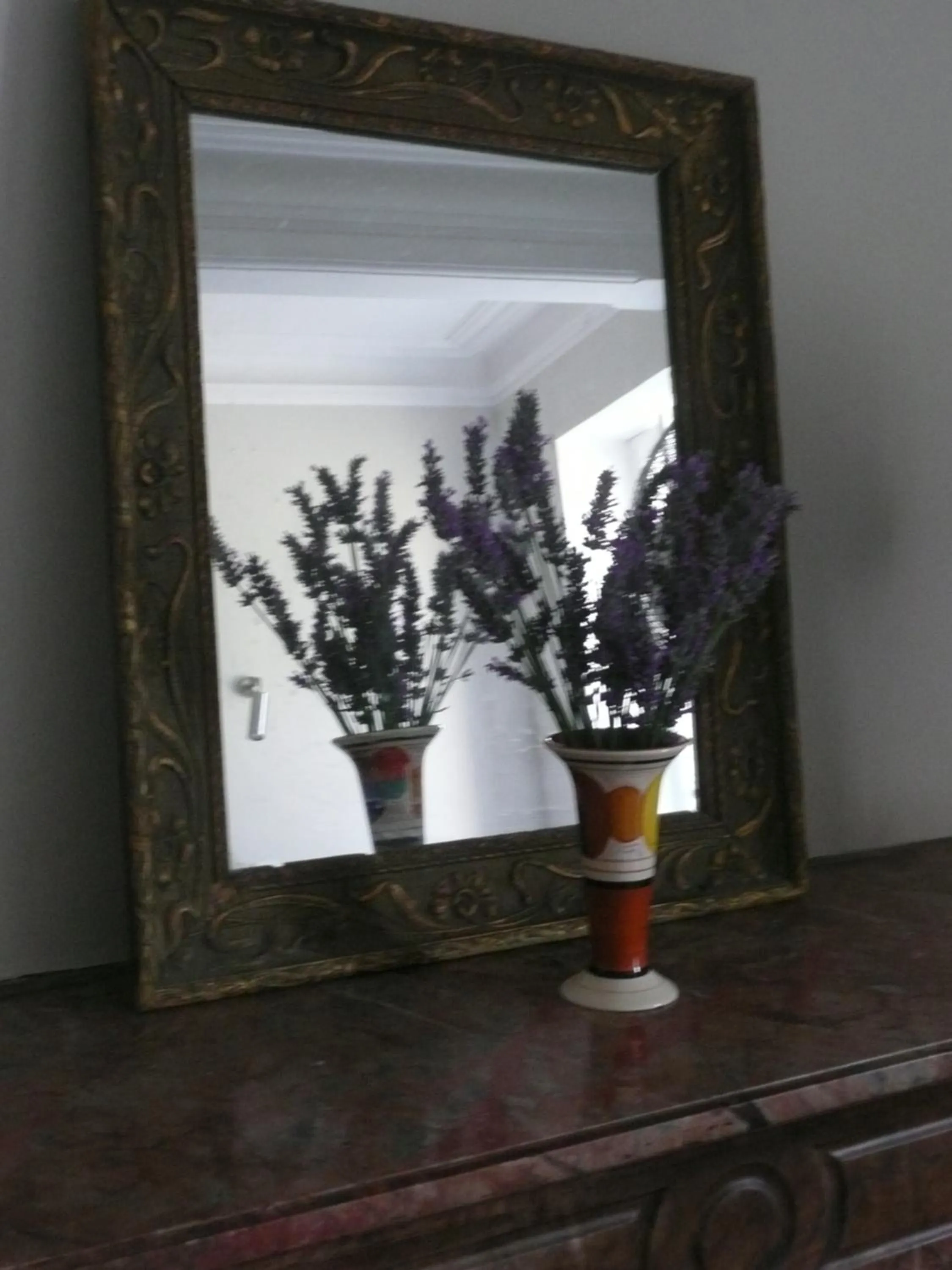 Decorative detail in Clos du Magnolia