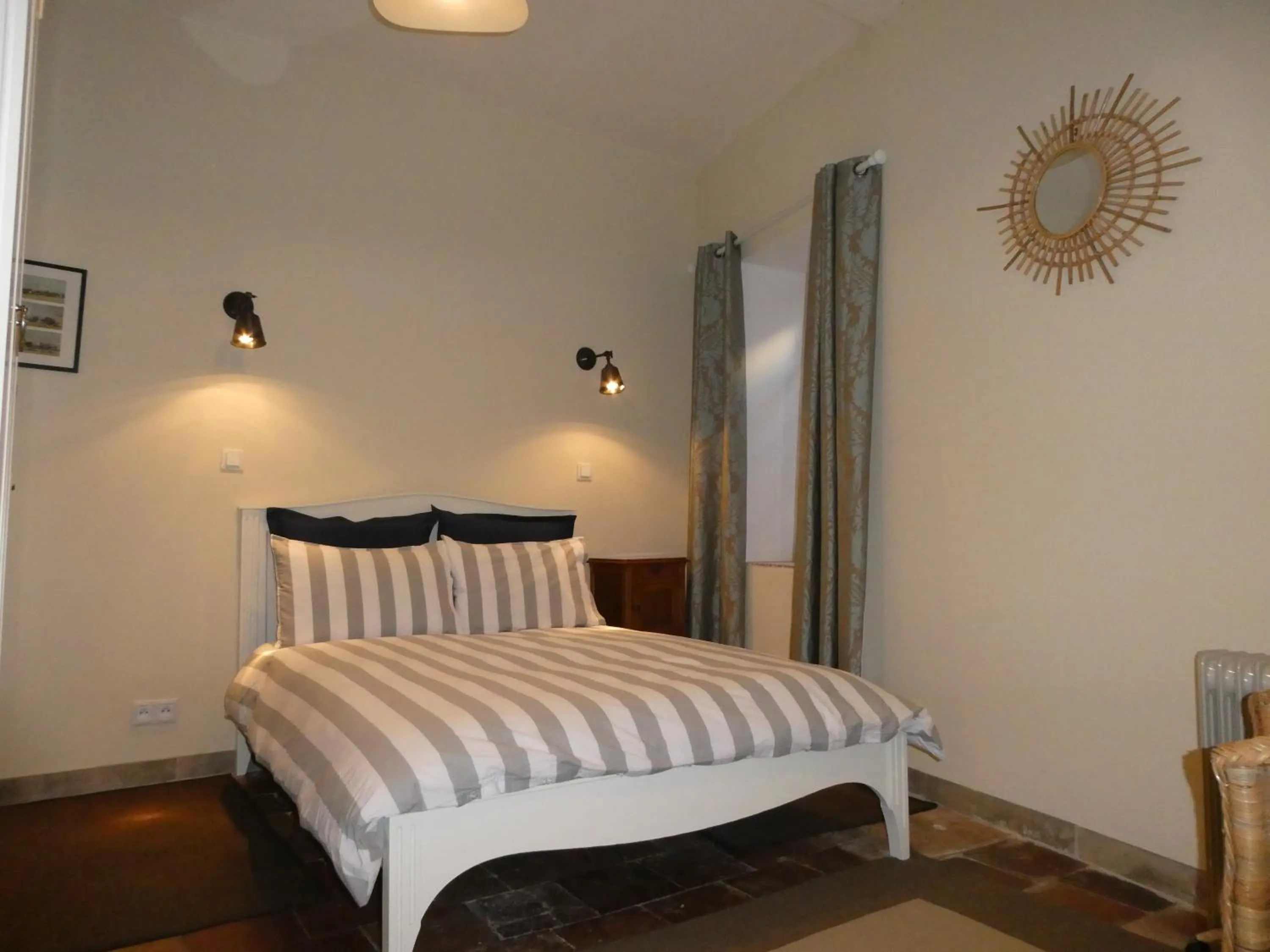 Photo of the whole room in Clos du Magnolia