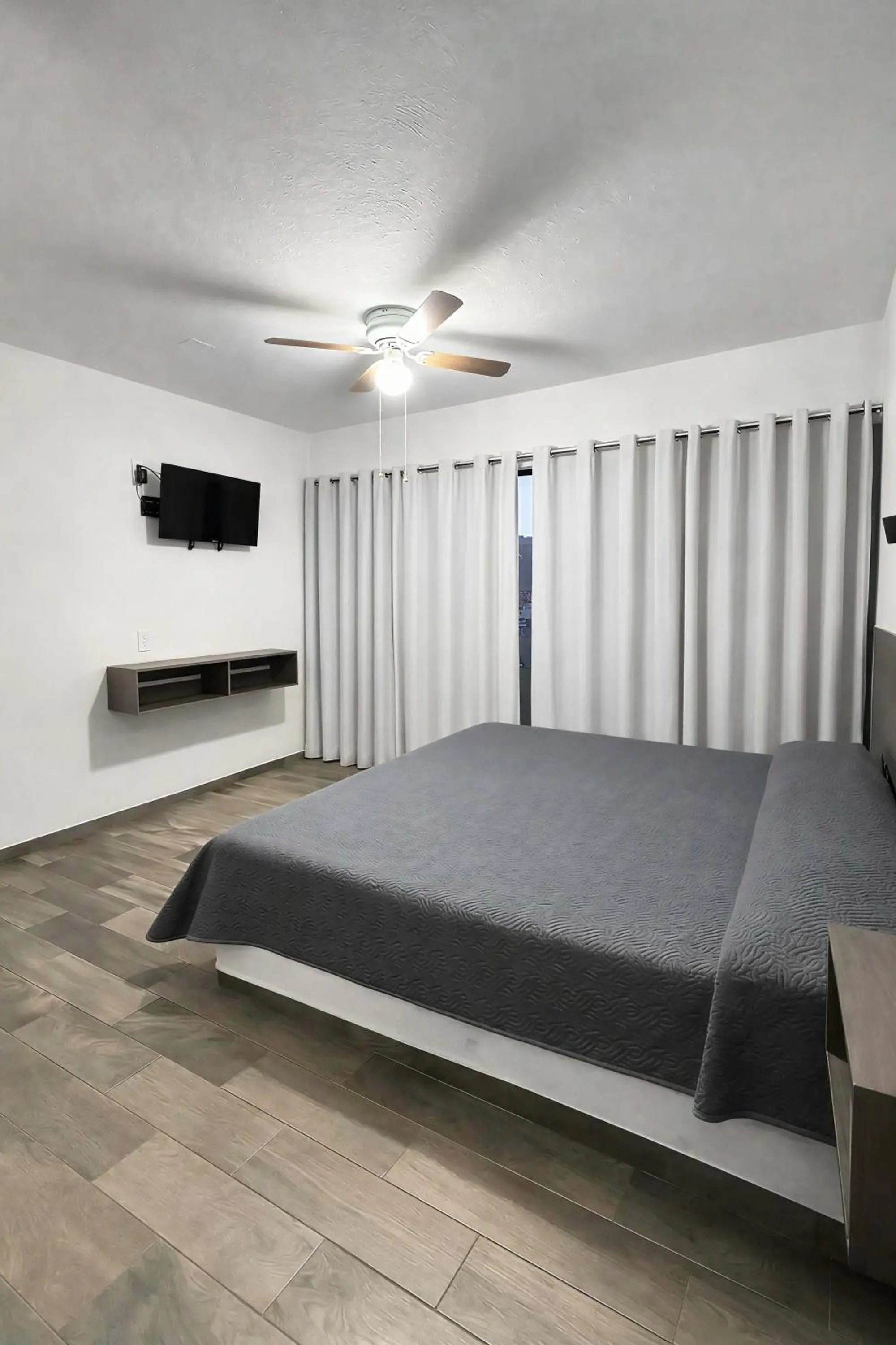 Bedroom, Bed in Hotel Nuevo Vallarta