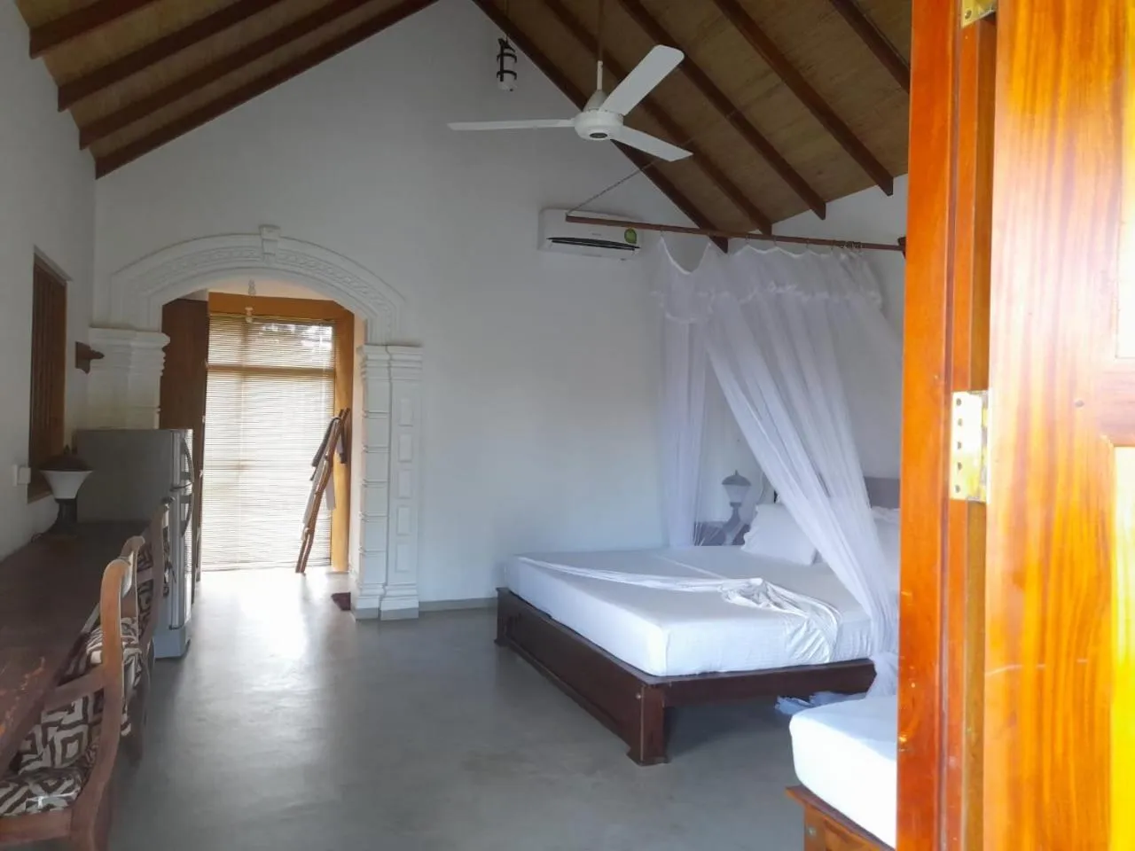 air conditioner, Bed in Happy Man Village