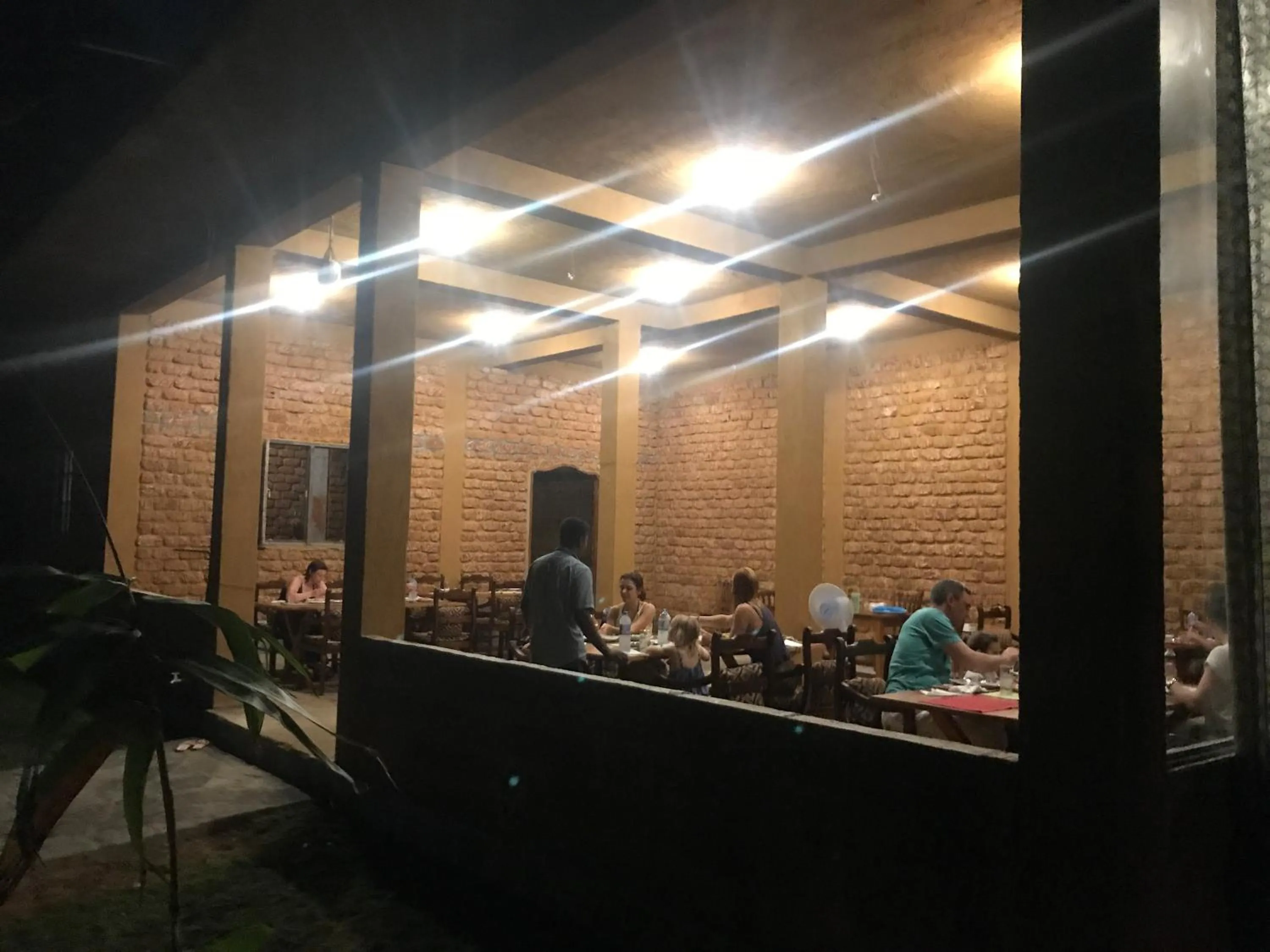 Restaurant/places to eat in Happy Man Village