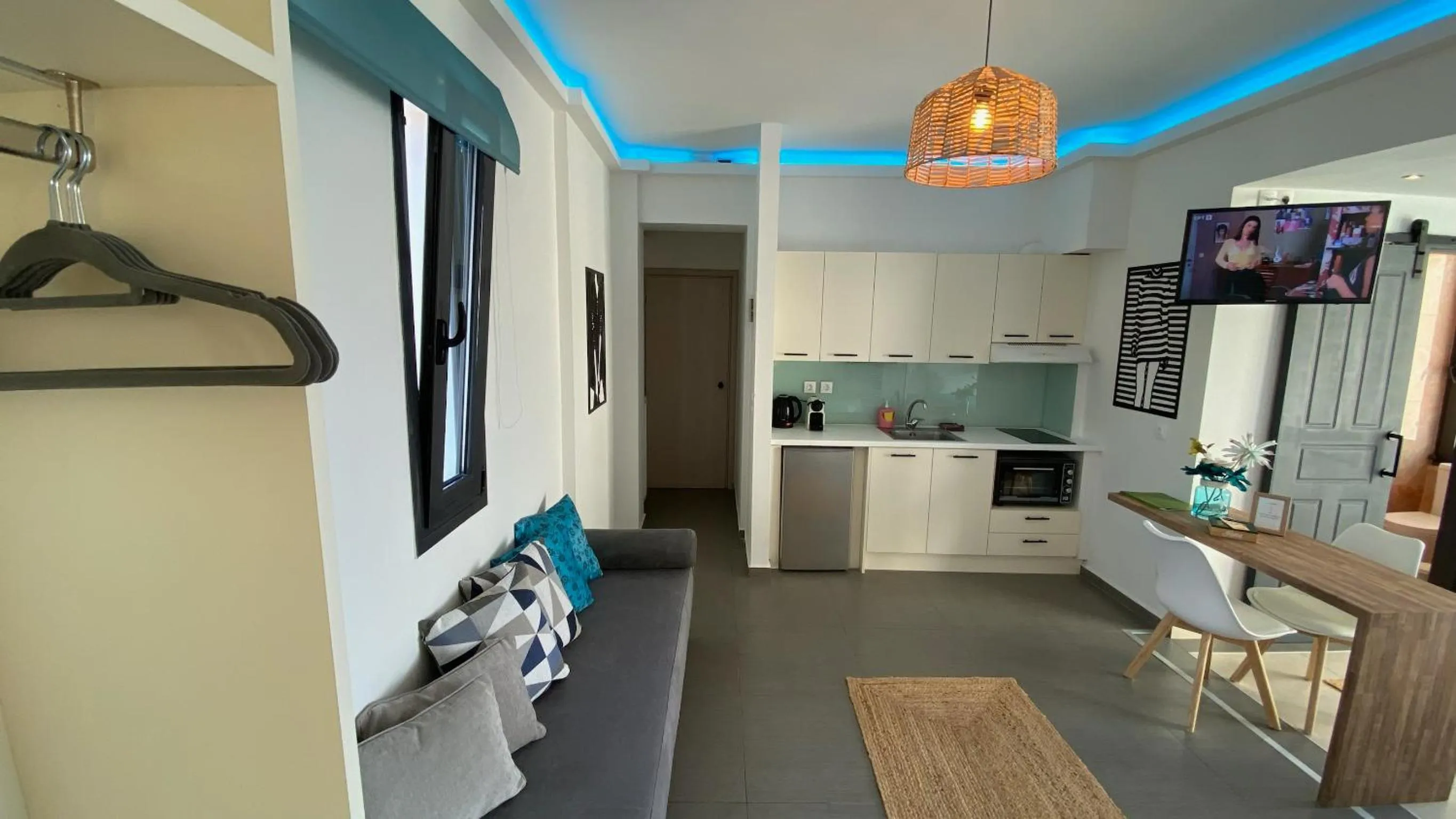 Photo of the whole room in Rethymno Hills Apartments