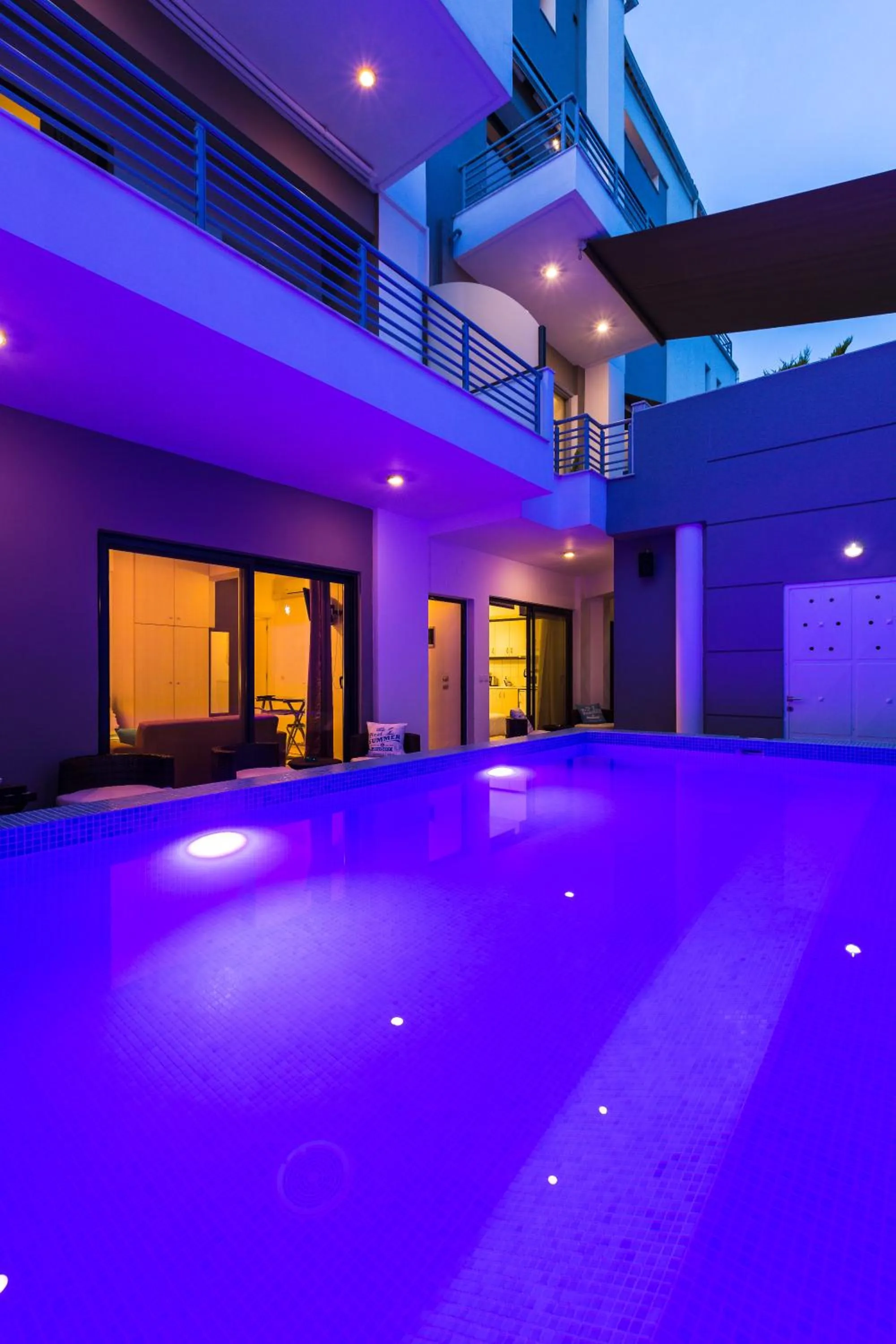 Night in Rethymno Hills Apartments