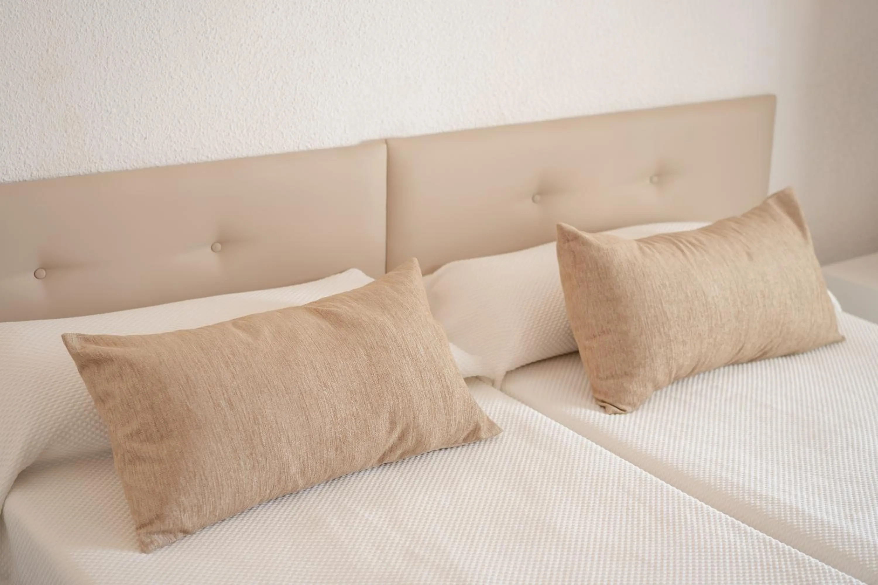 Bed in Hotel BH Los Ángeles