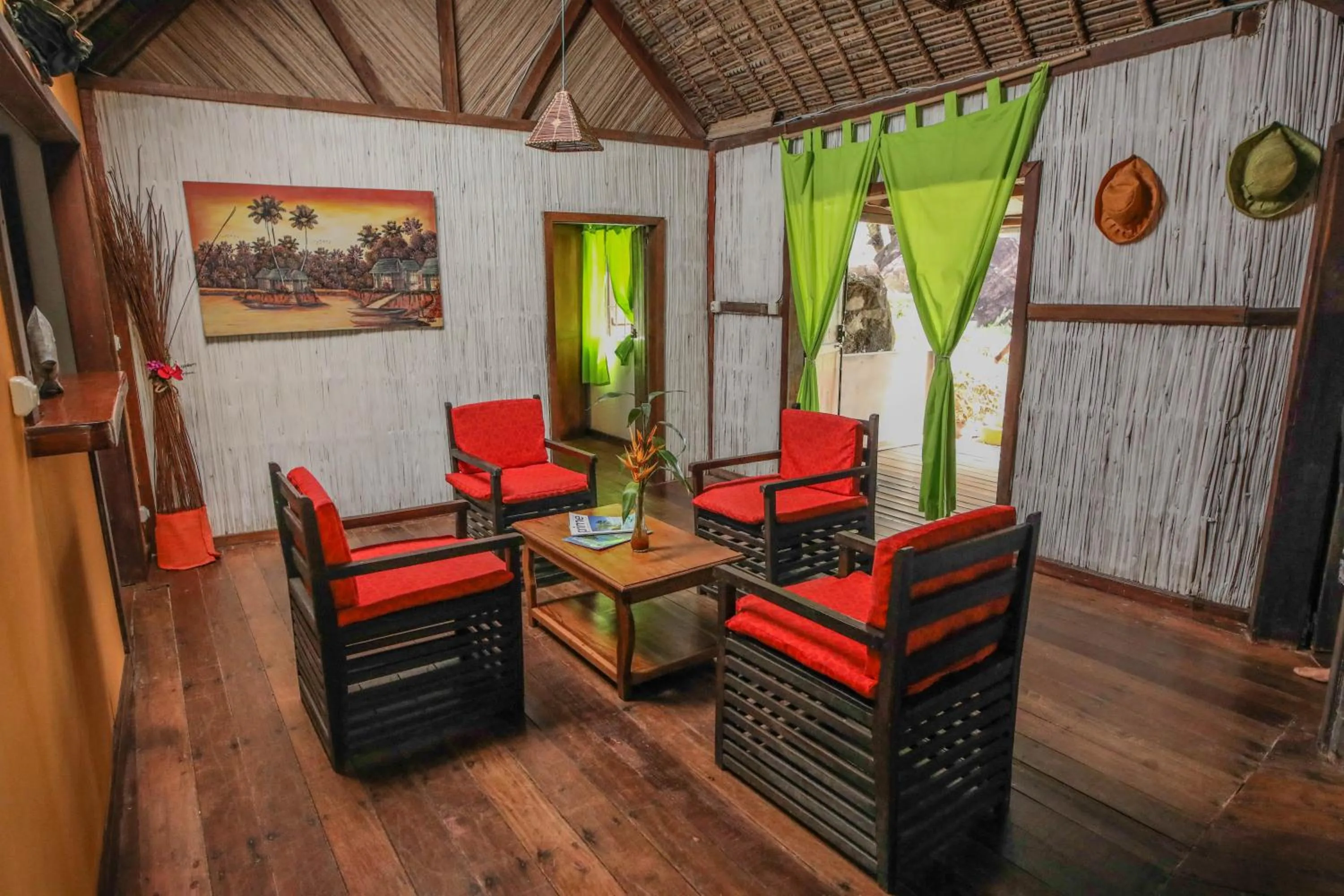 Three-Bedroom Apartment in Natiora Green Lodge