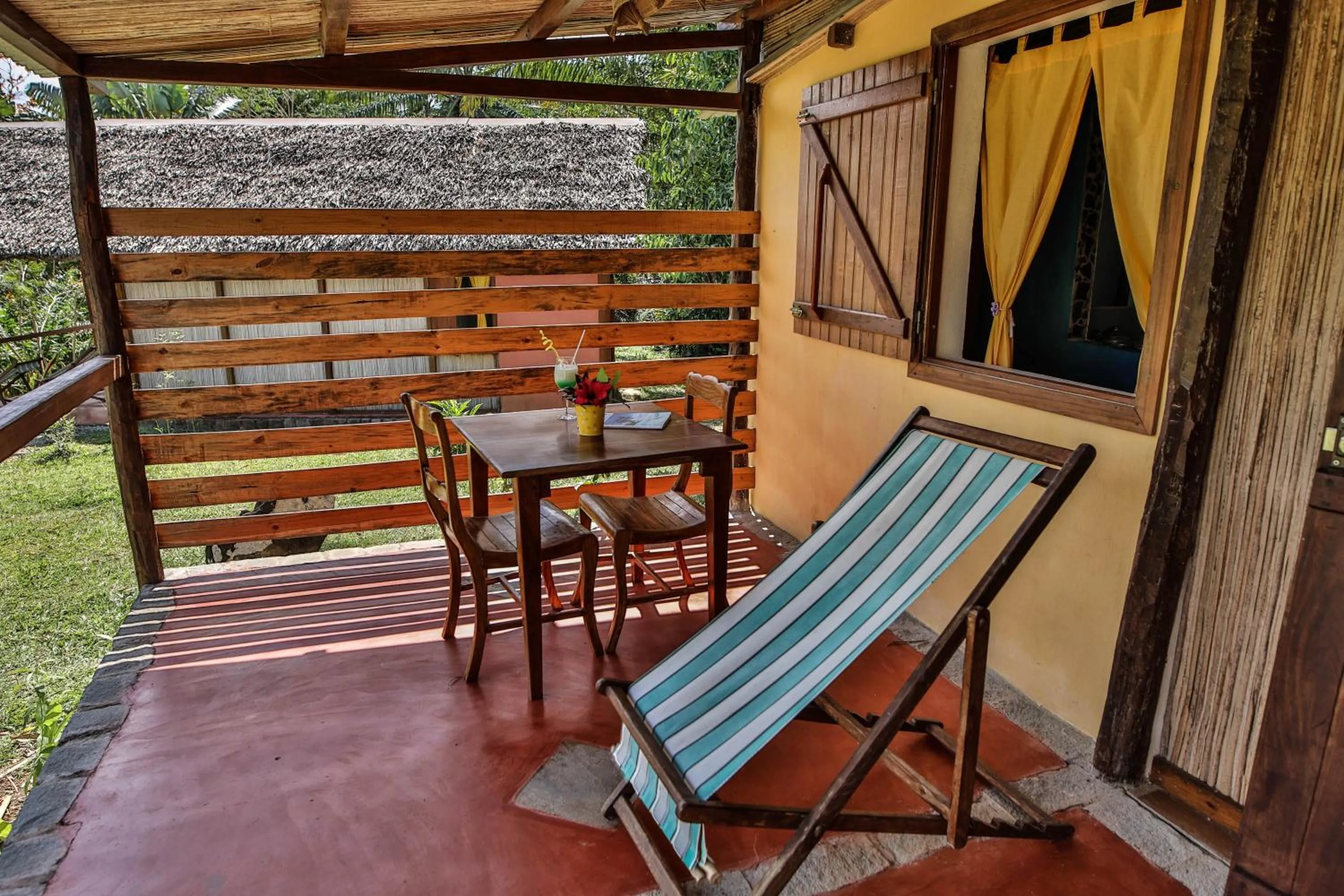 Studio Apartment with Sea View in Natiora Green Lodge