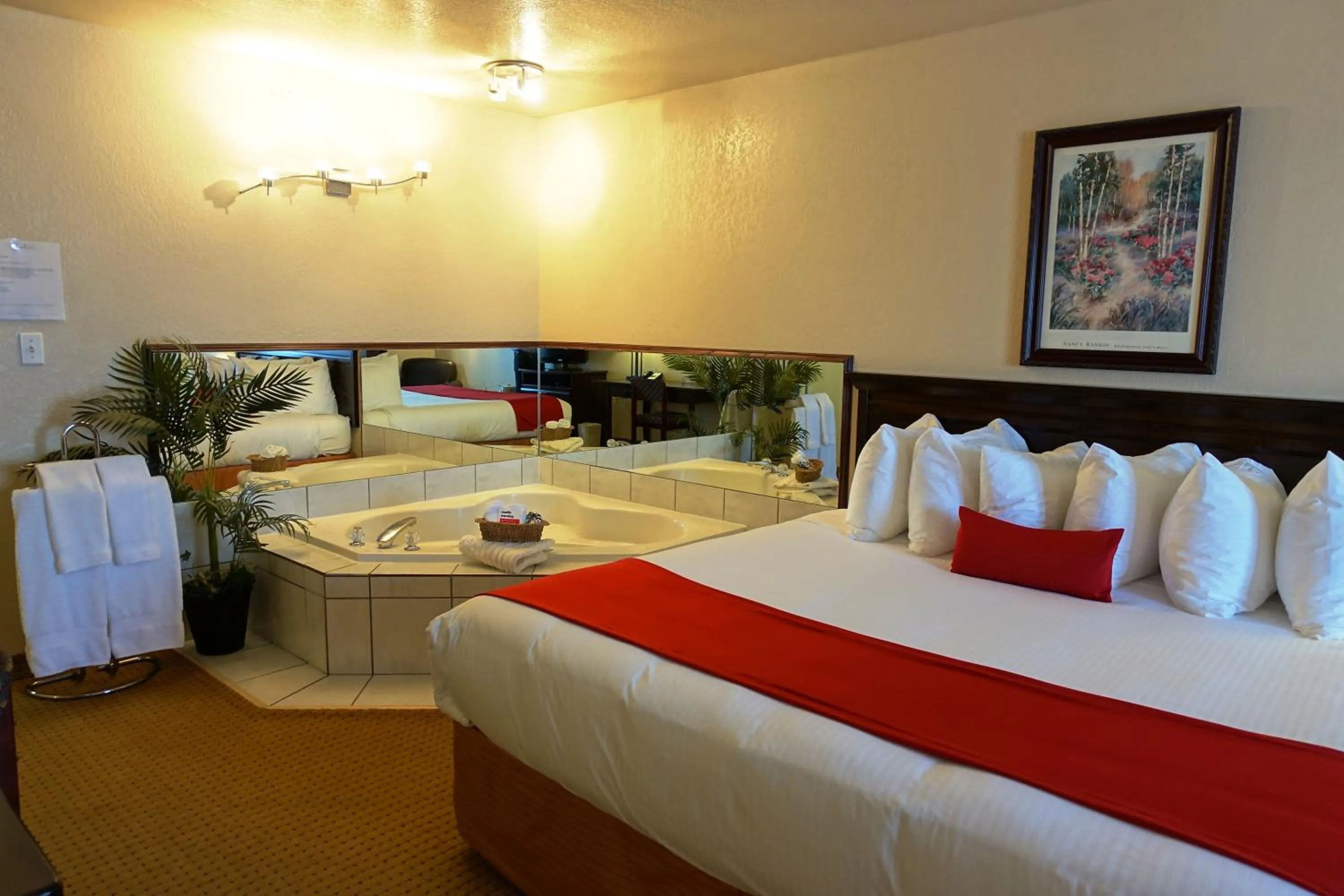 Other, Bed in Gold Circle Inn