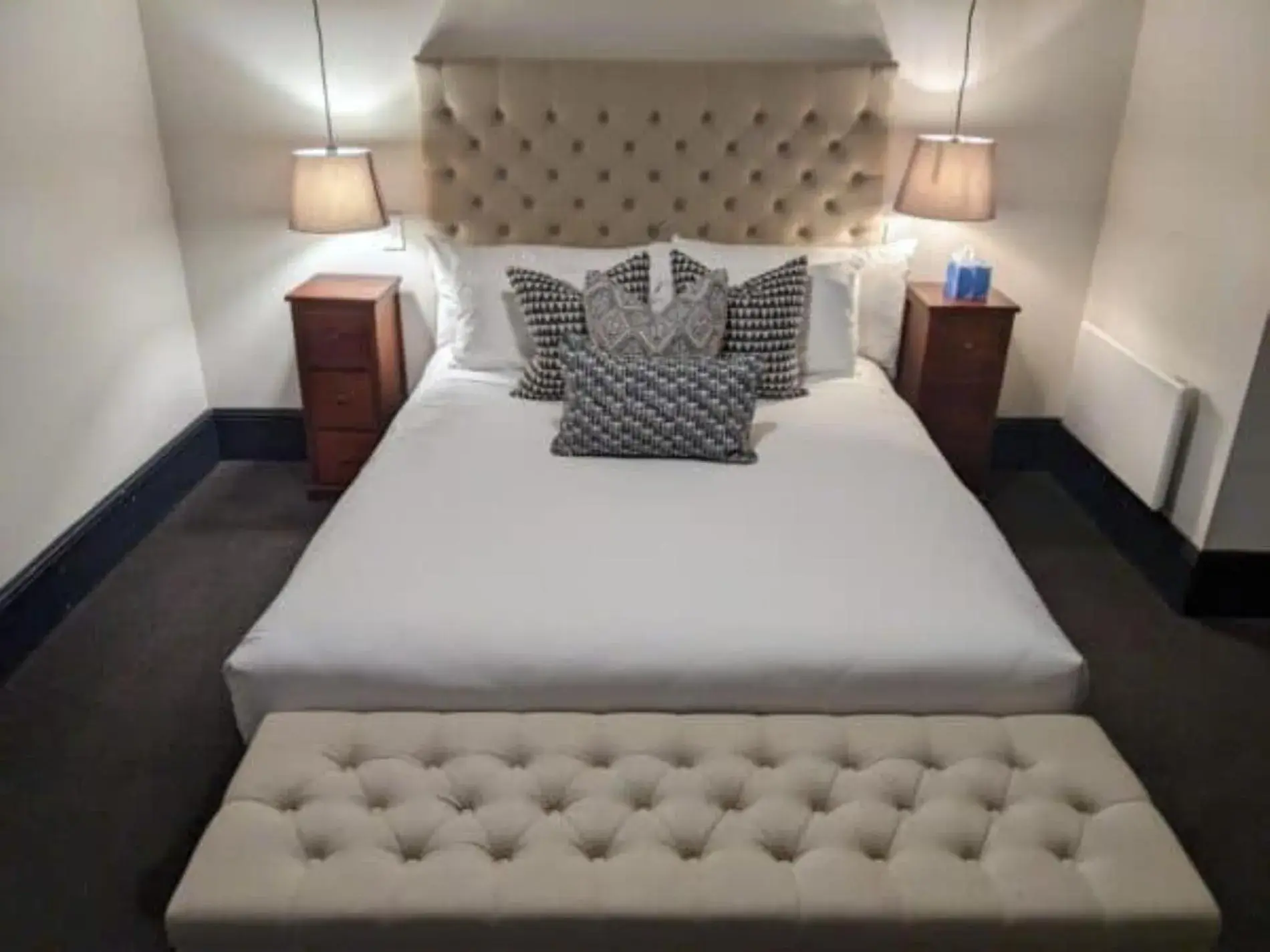 Accessible Queen Room in Hotel Etico at Mount Victoria Manor Accessible Queen Room in Hotel Etico at Mount Victoria Manor