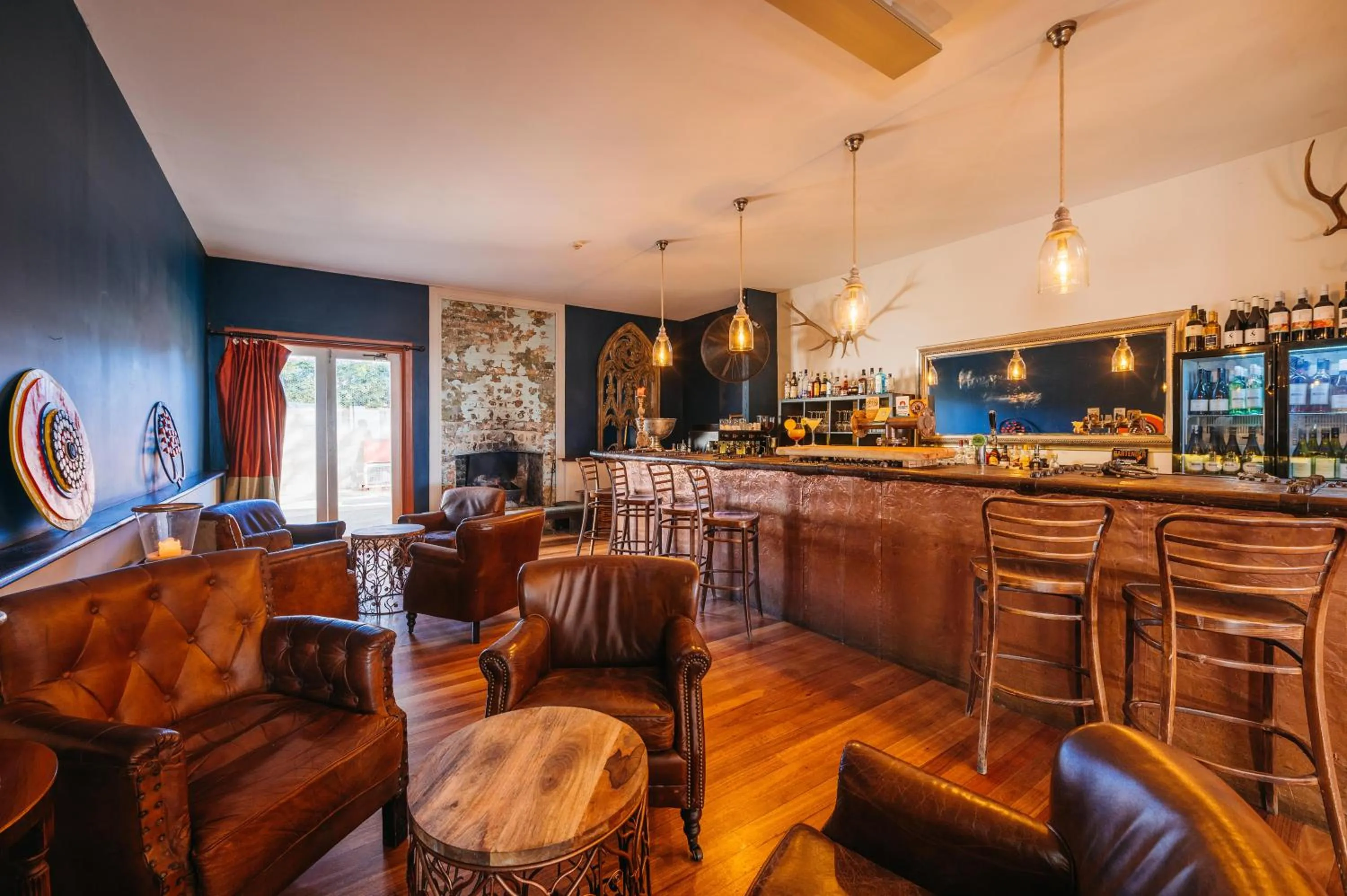 Lounge or bar in Hotel Etico at Mount Victoria Manor