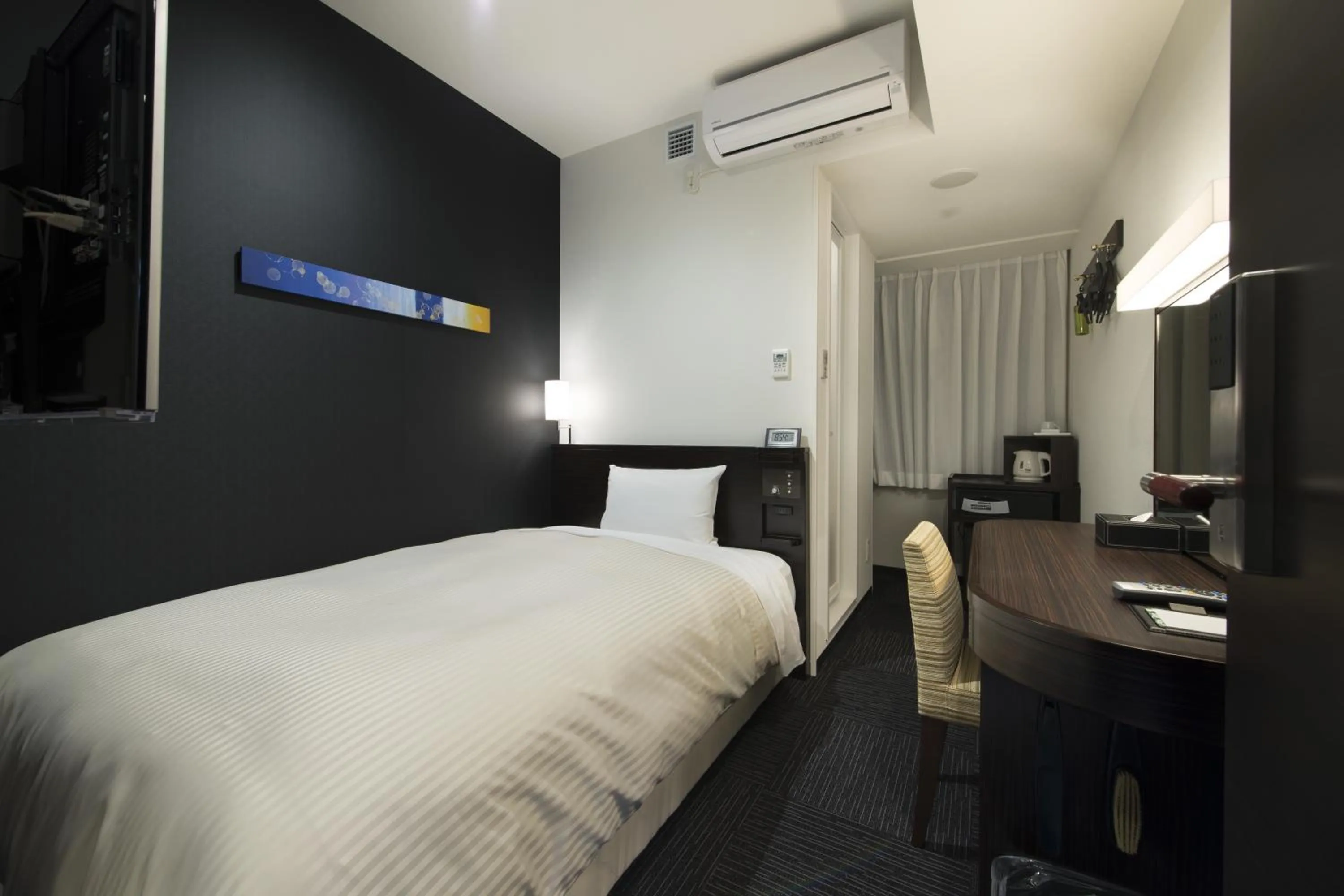 Bedroom, Bed in HOTEL Guest1 Ueno Ekimae