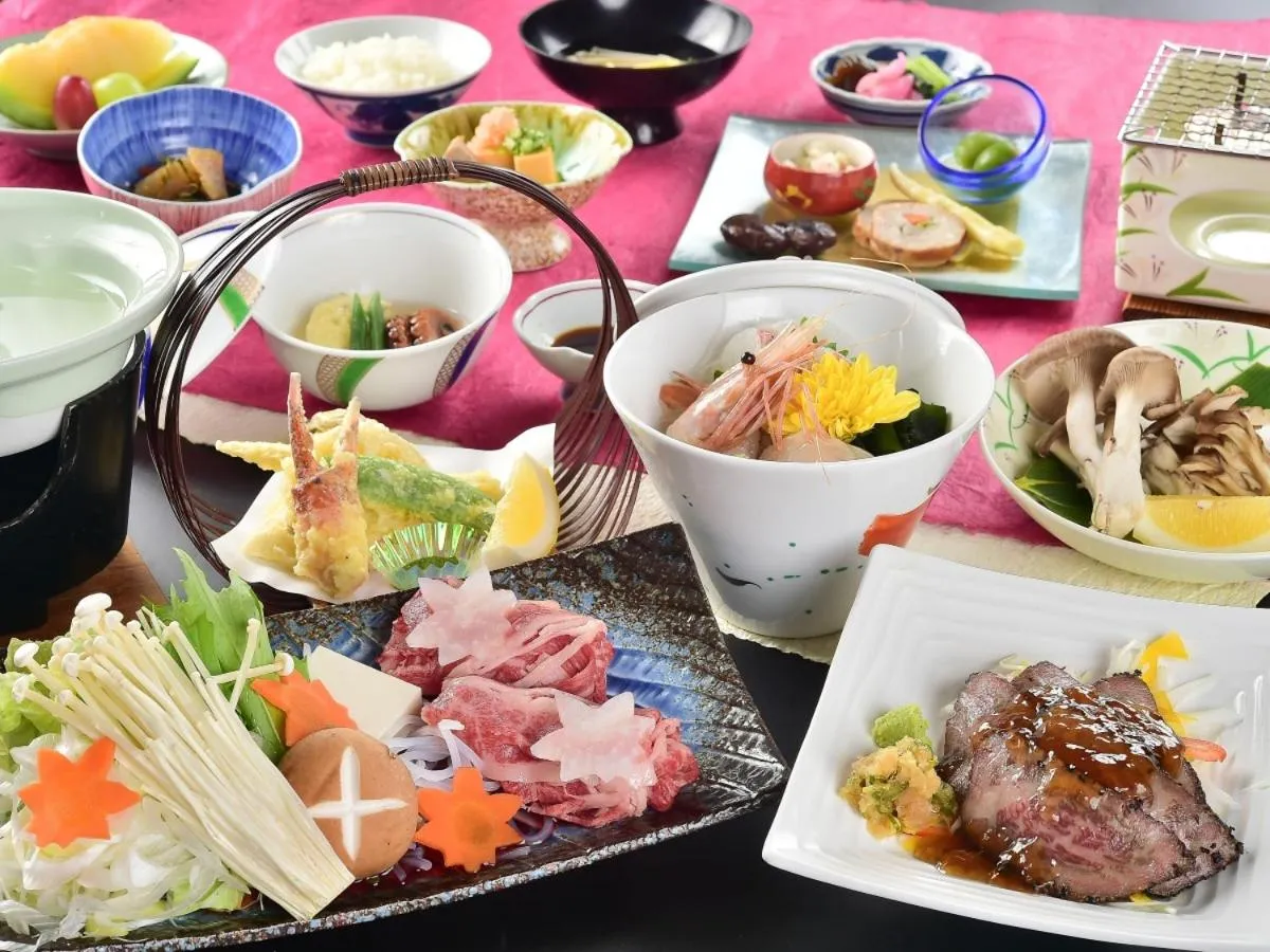 Dinner in Kumanoyu Hotel