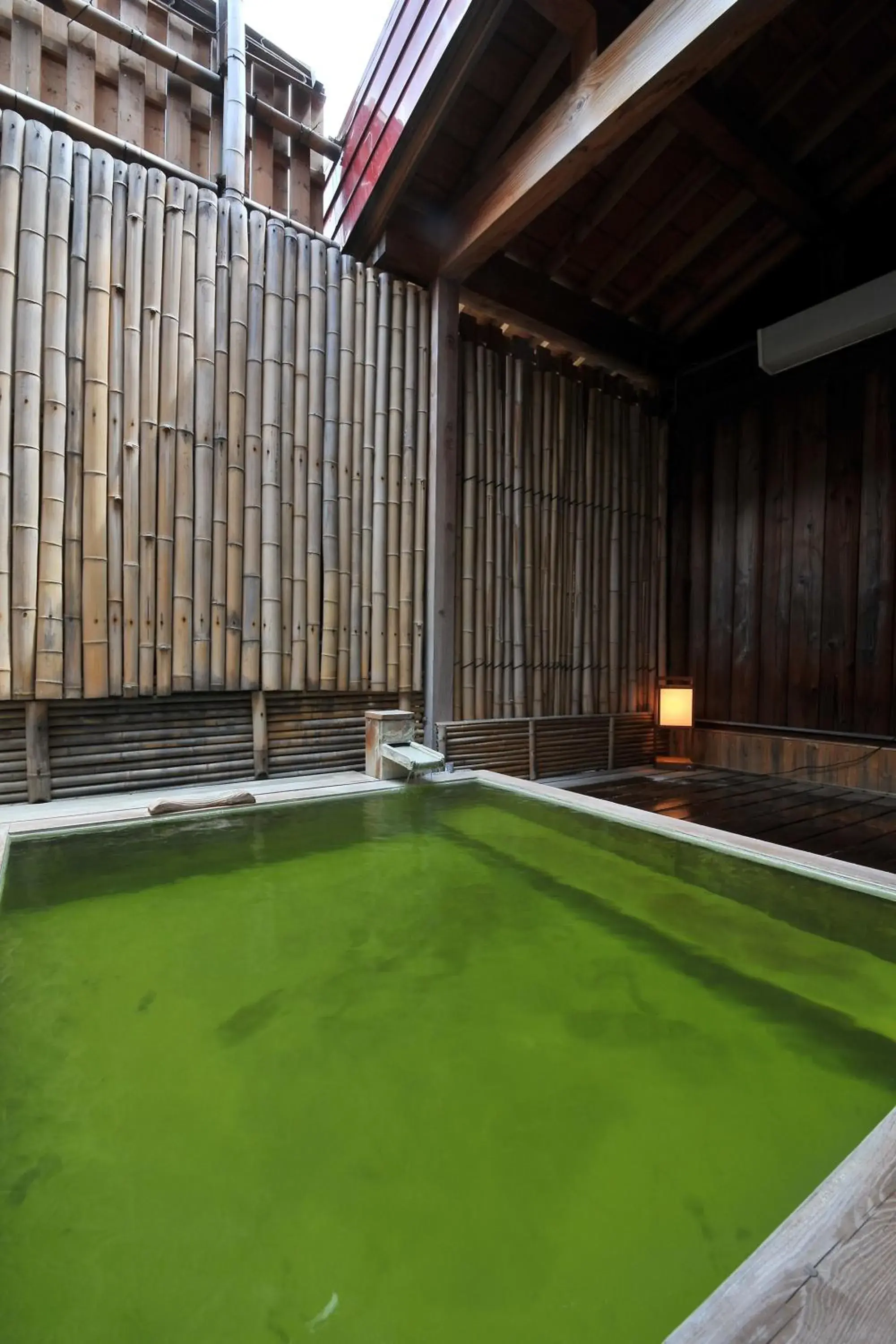 Hot Spring Bath, Swimming Pool in Kumanoyu Hotel
