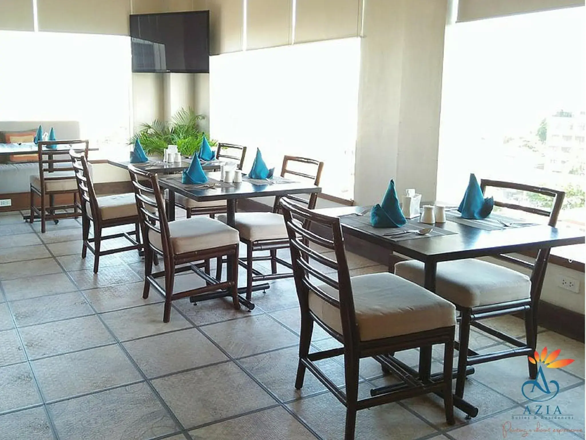 Restaurant/places to eat in Azia Suites and Residences Restaurant/places to eat in Azia Suites and Residences