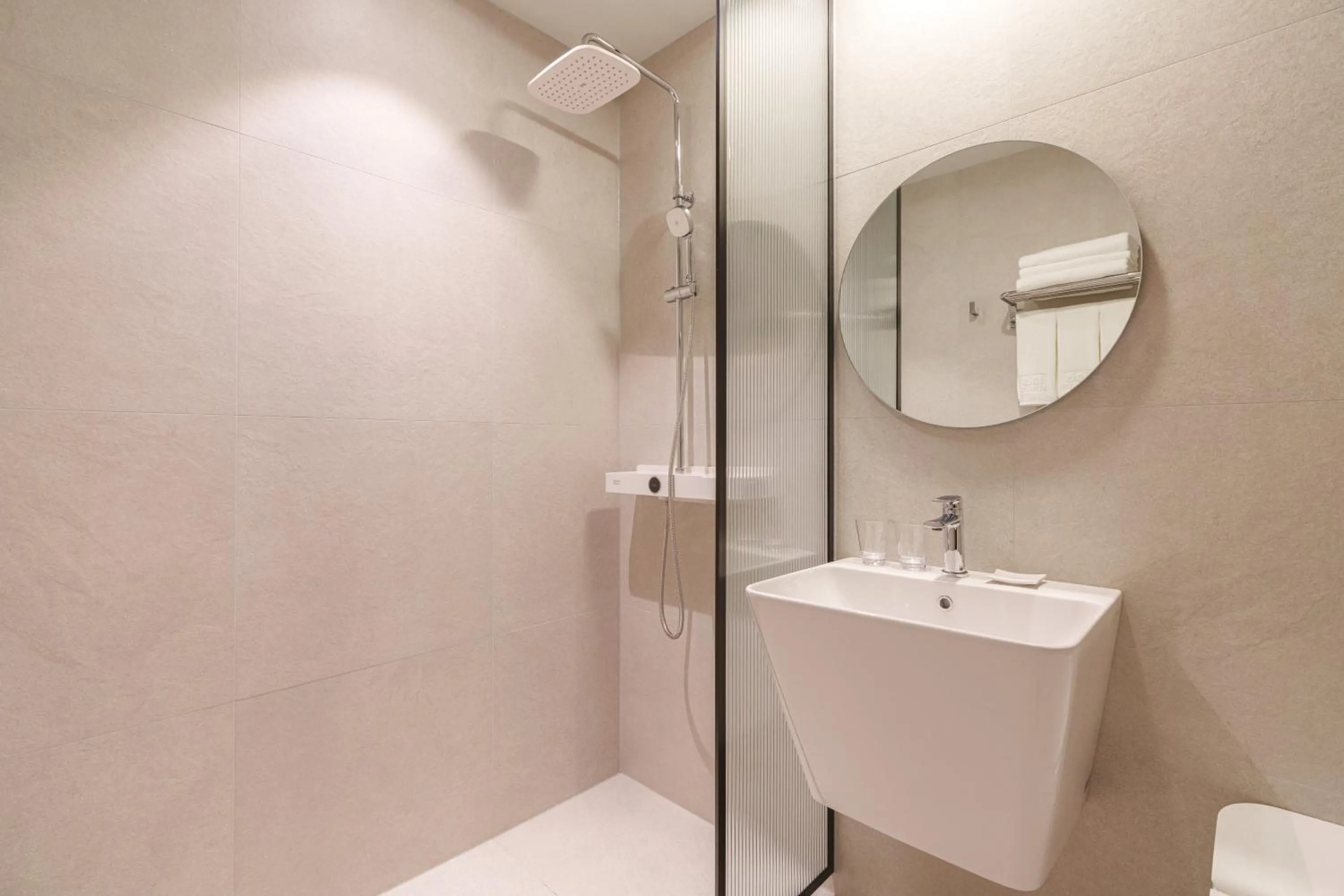 Shower in ibis Styles Ambassador Jeonju City Centre