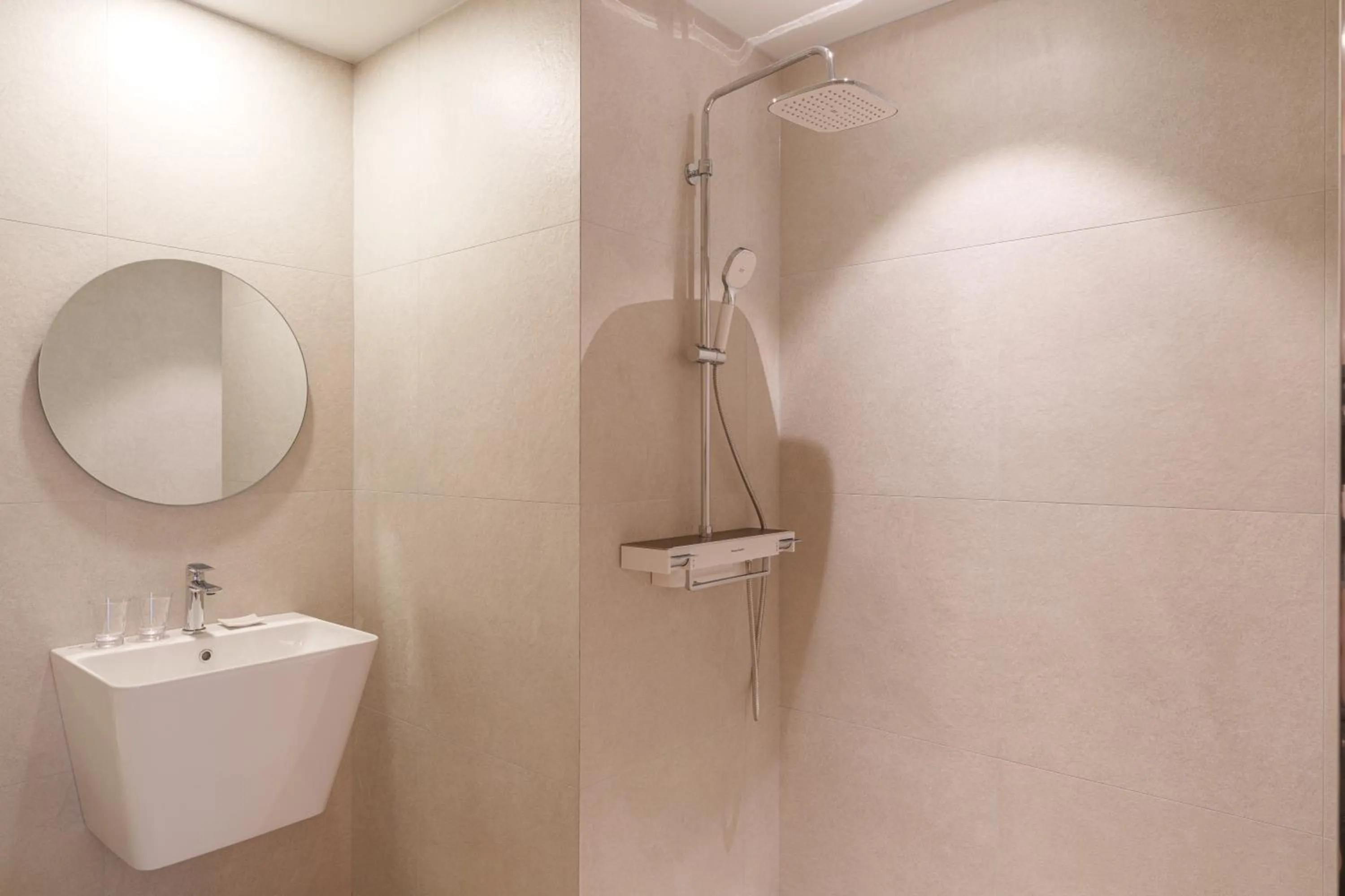 Shower in ibis Styles Ambassador Jeonju City Centre