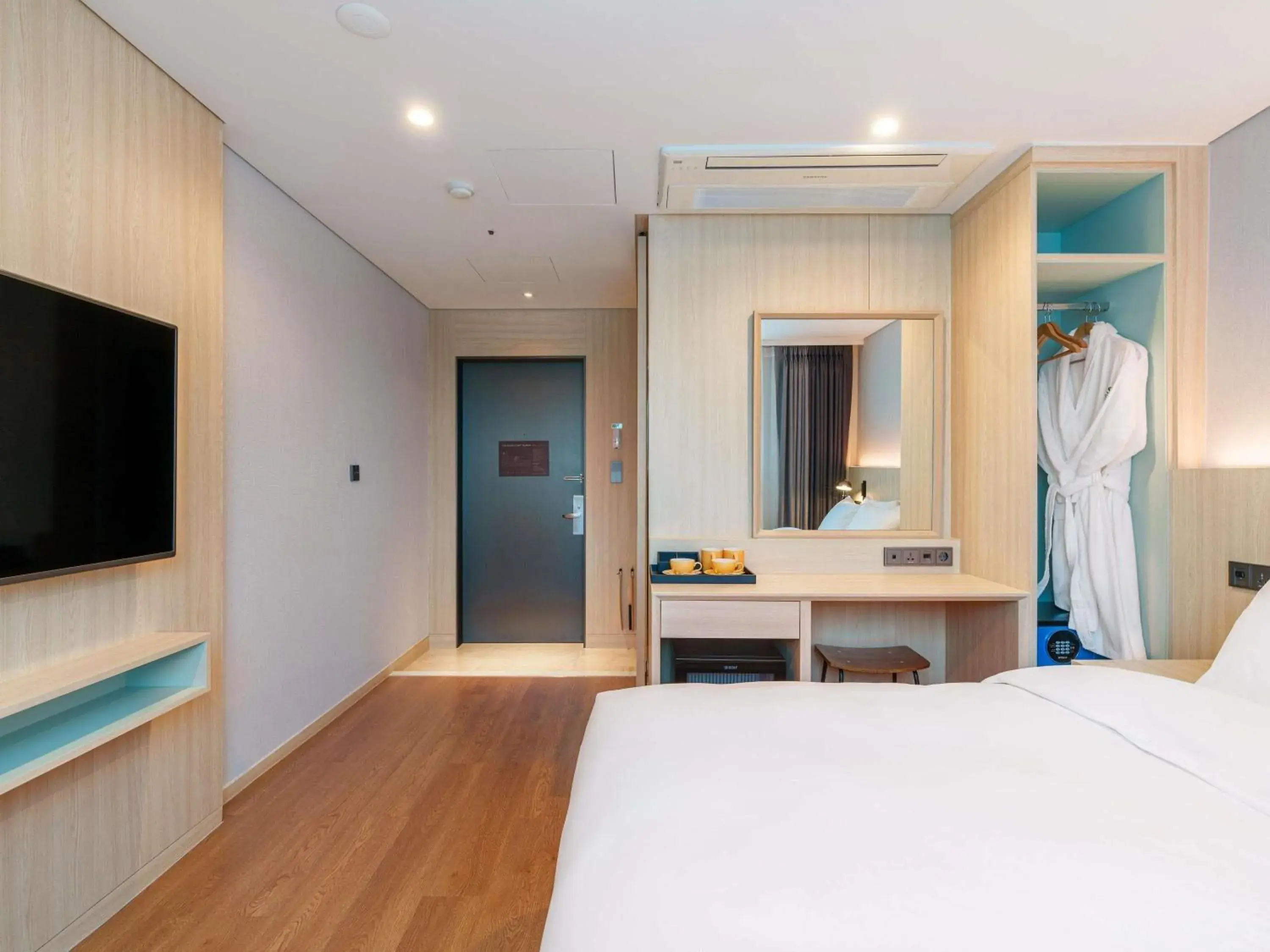 Bedroom, Bed in ibis Styles Ambassador Jeonju City Centre Bedroom, Bed in ibis Styles Ambassador Jeonju City Centre