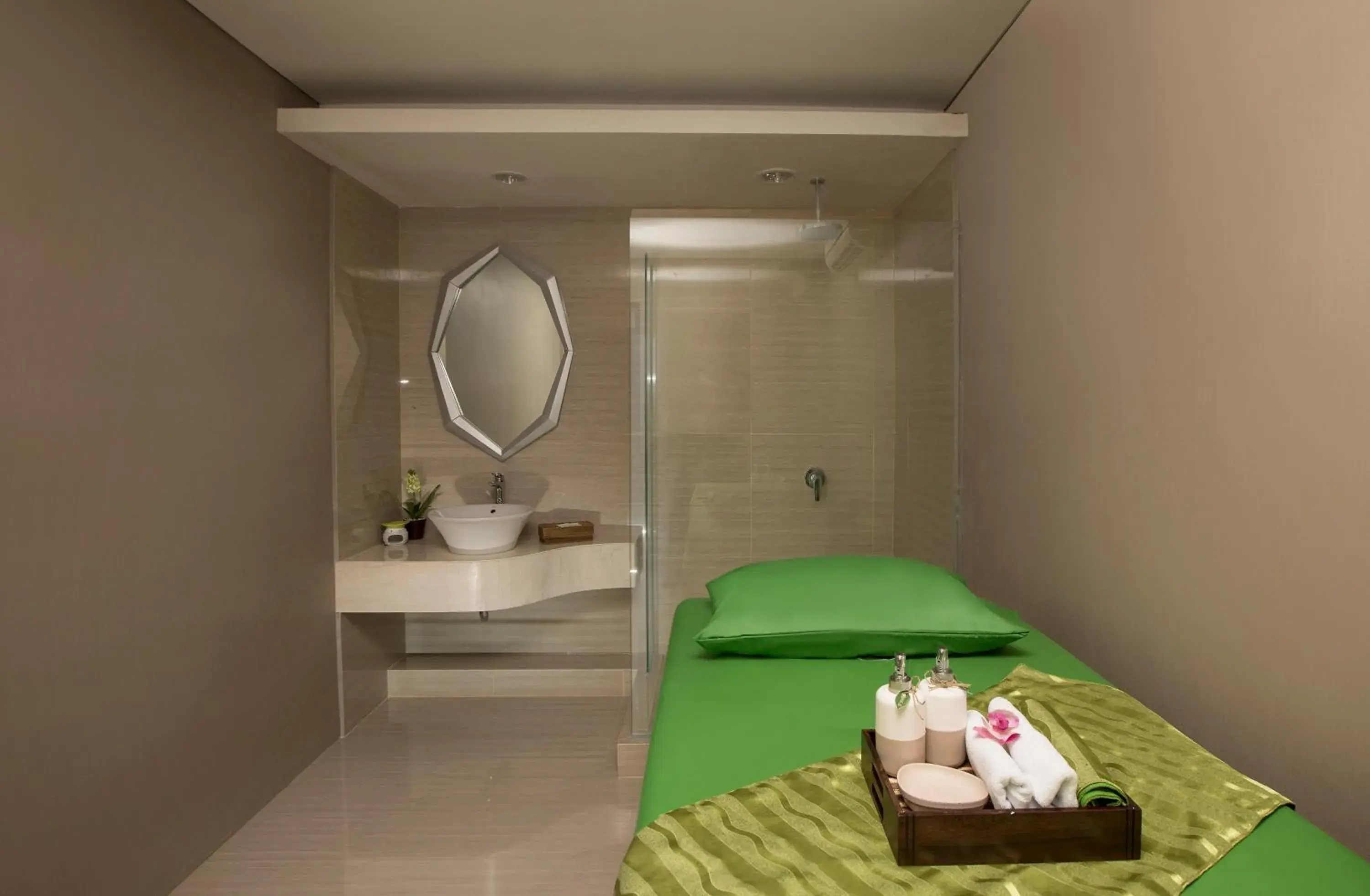 Fitness centre/facilities in Aston Bellevue Radio Dalam Fitness centre/facilities in Aston Bellevue Radio Dalam