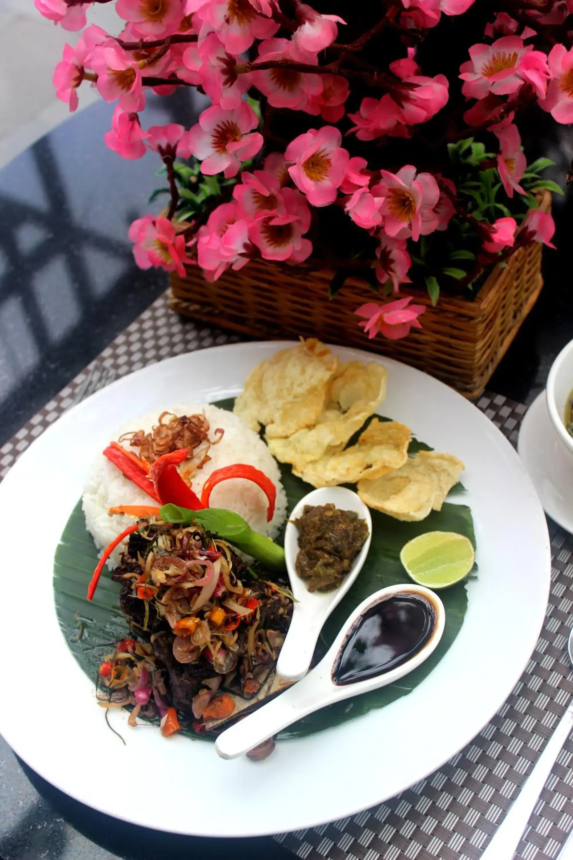 Food close-up in Aston Bellevue Radio Dalam Food close-up in Aston Bellevue Radio Dalam