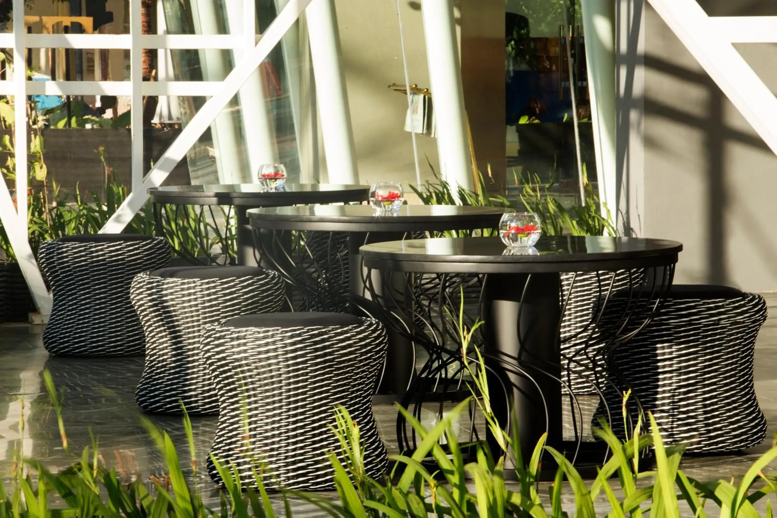 Lounge or bar in Aston Bellevue Radio Dalam Lounge or bar in Aston Bellevue Radio Dalam