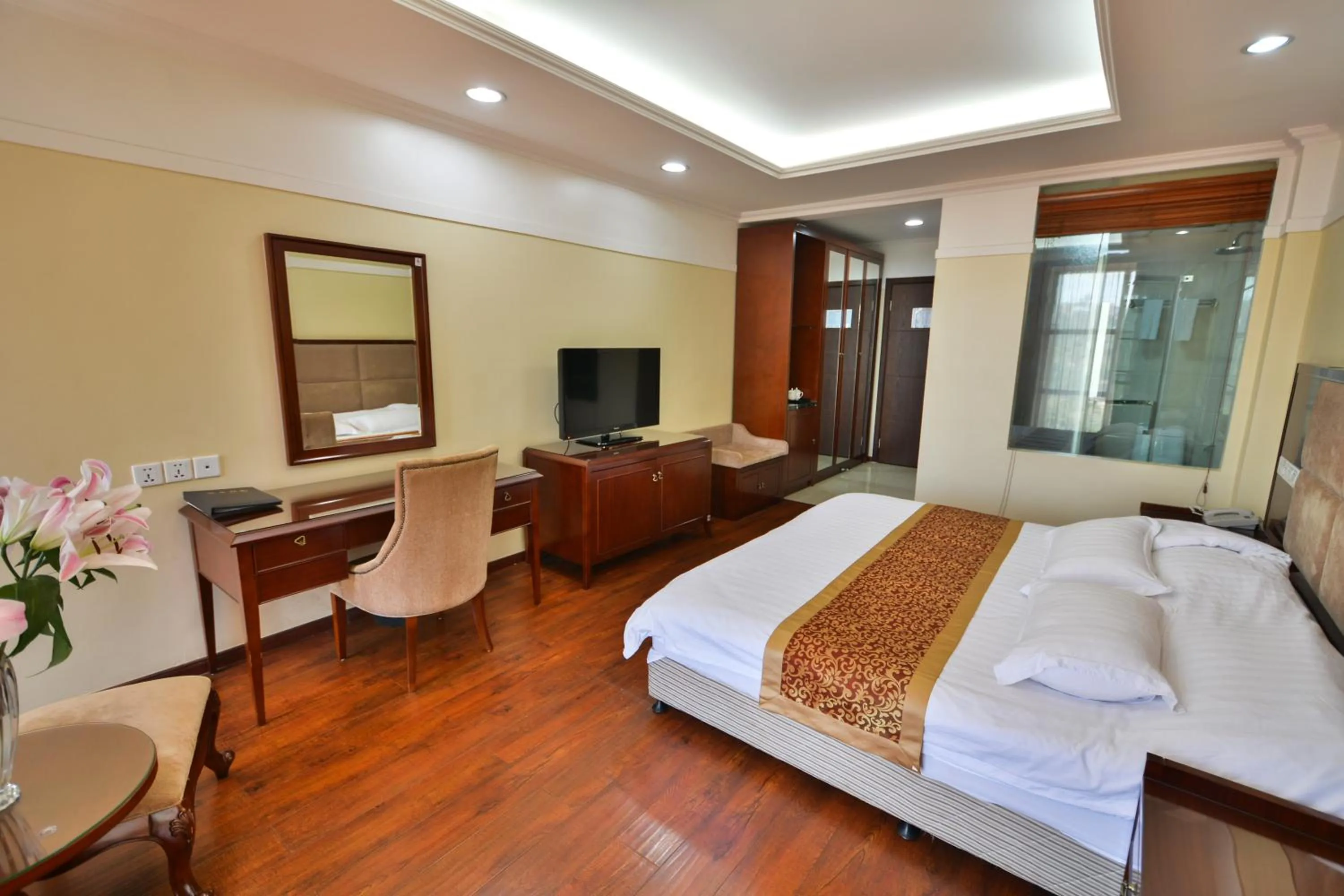 Bedroom in Arirang Hotel