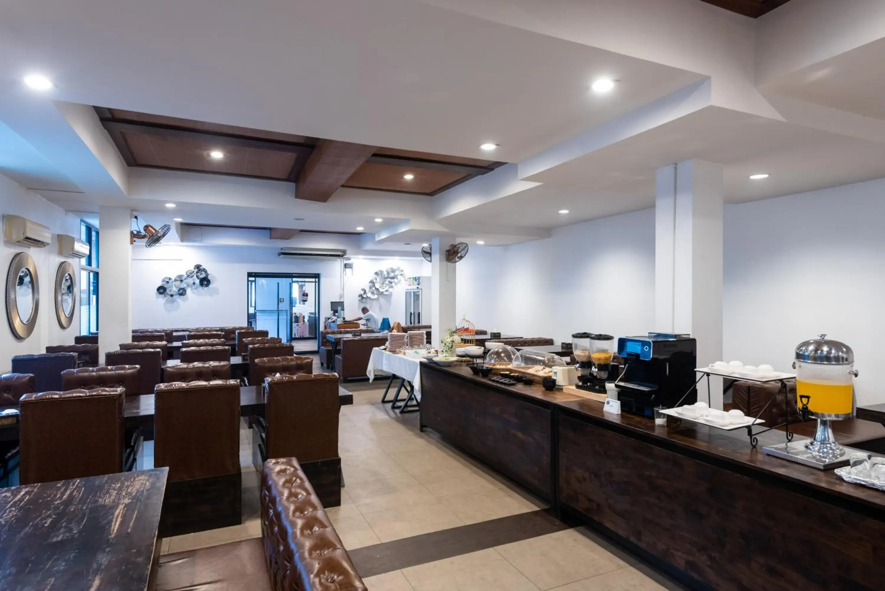 Restaurant/places to eat in Arawana Regency North Pattaya Restaurant/places to eat in Arawana Regency North Pattaya