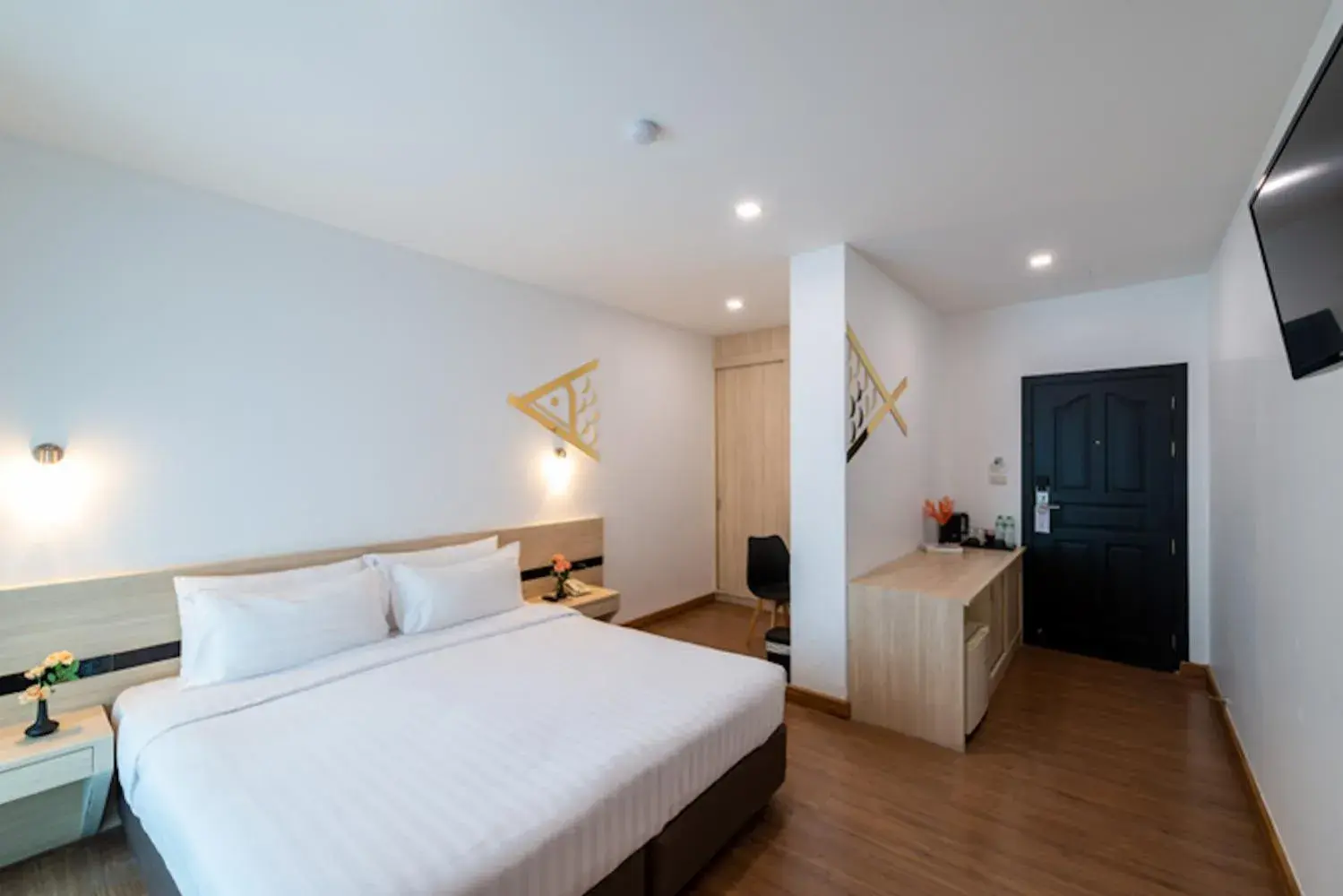 Deluxe King Room in Arawana Regency North Pattaya Deluxe King Room in Arawana Regency North Pattaya