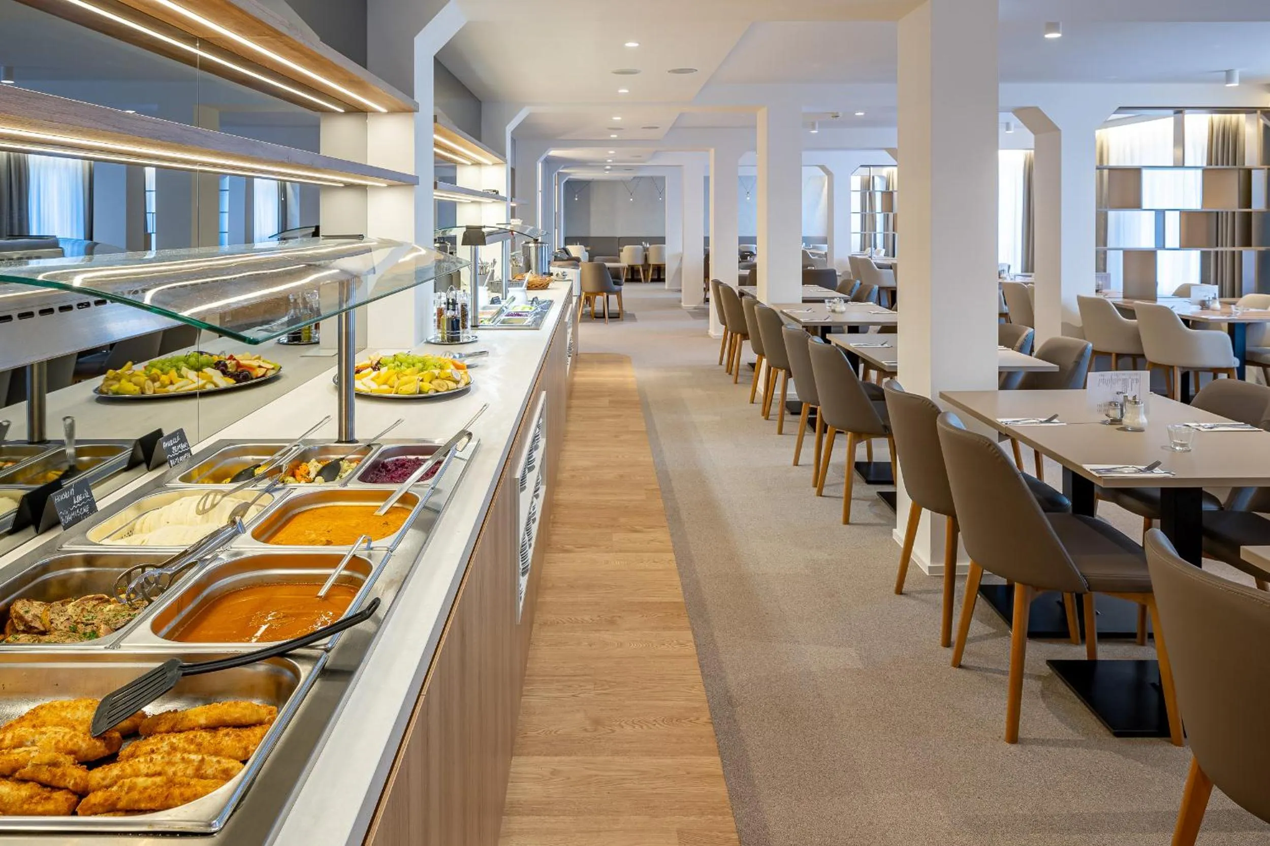 Restaurant/places to eat in Spa Hotel Devin