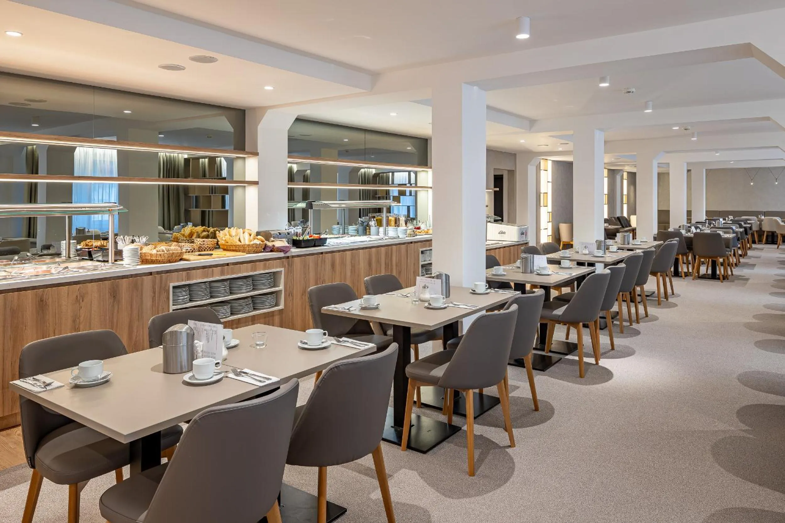 Restaurant/places to eat in Spa Hotel Devin