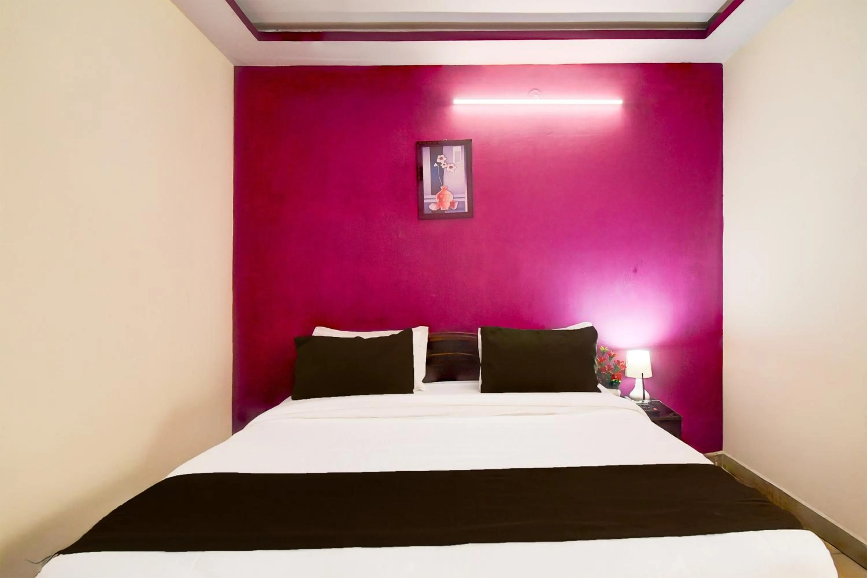 Bedroom in Super Hotel O Pragati Prime