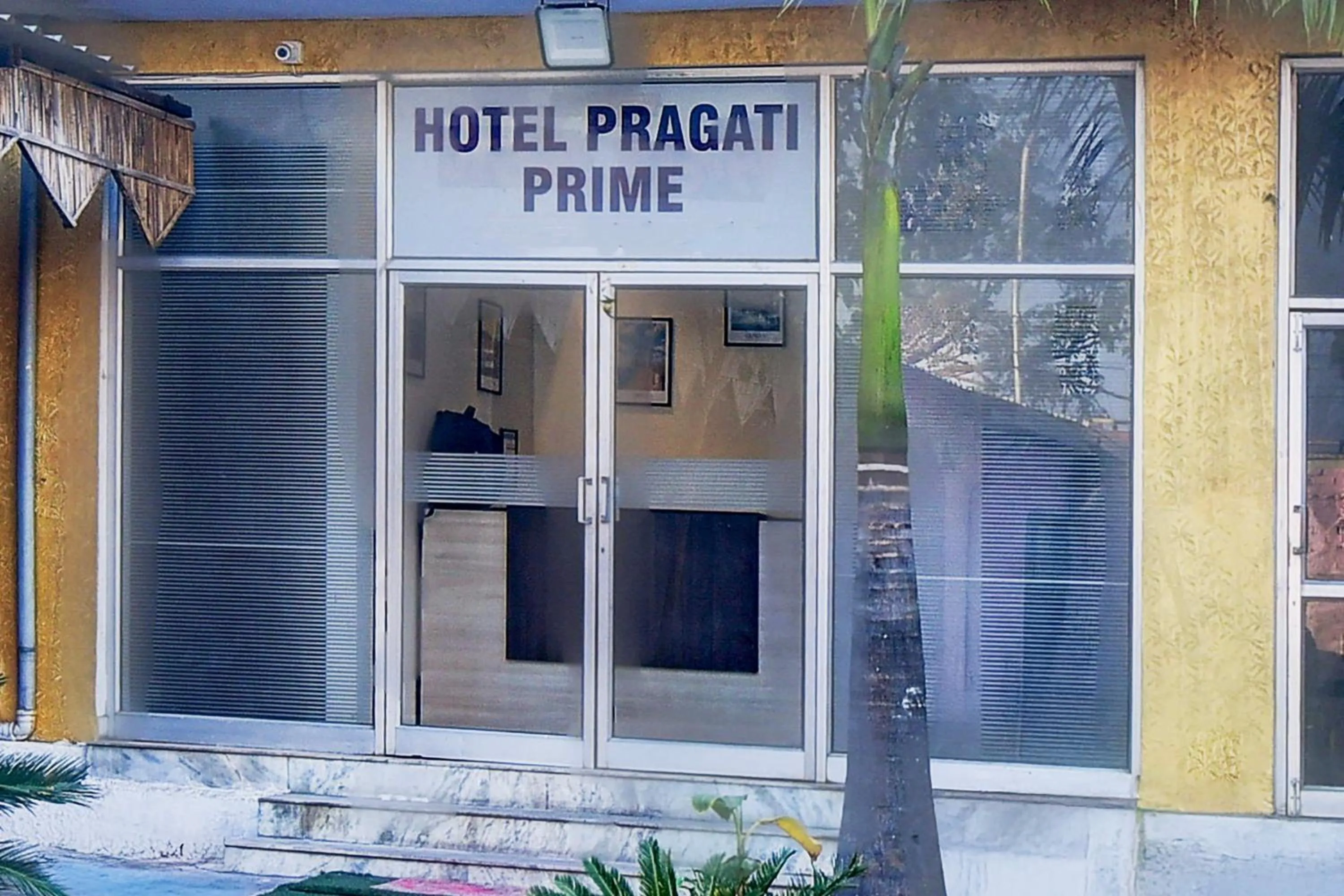 Facade/entrance in Super Hotel O Pragati Prime