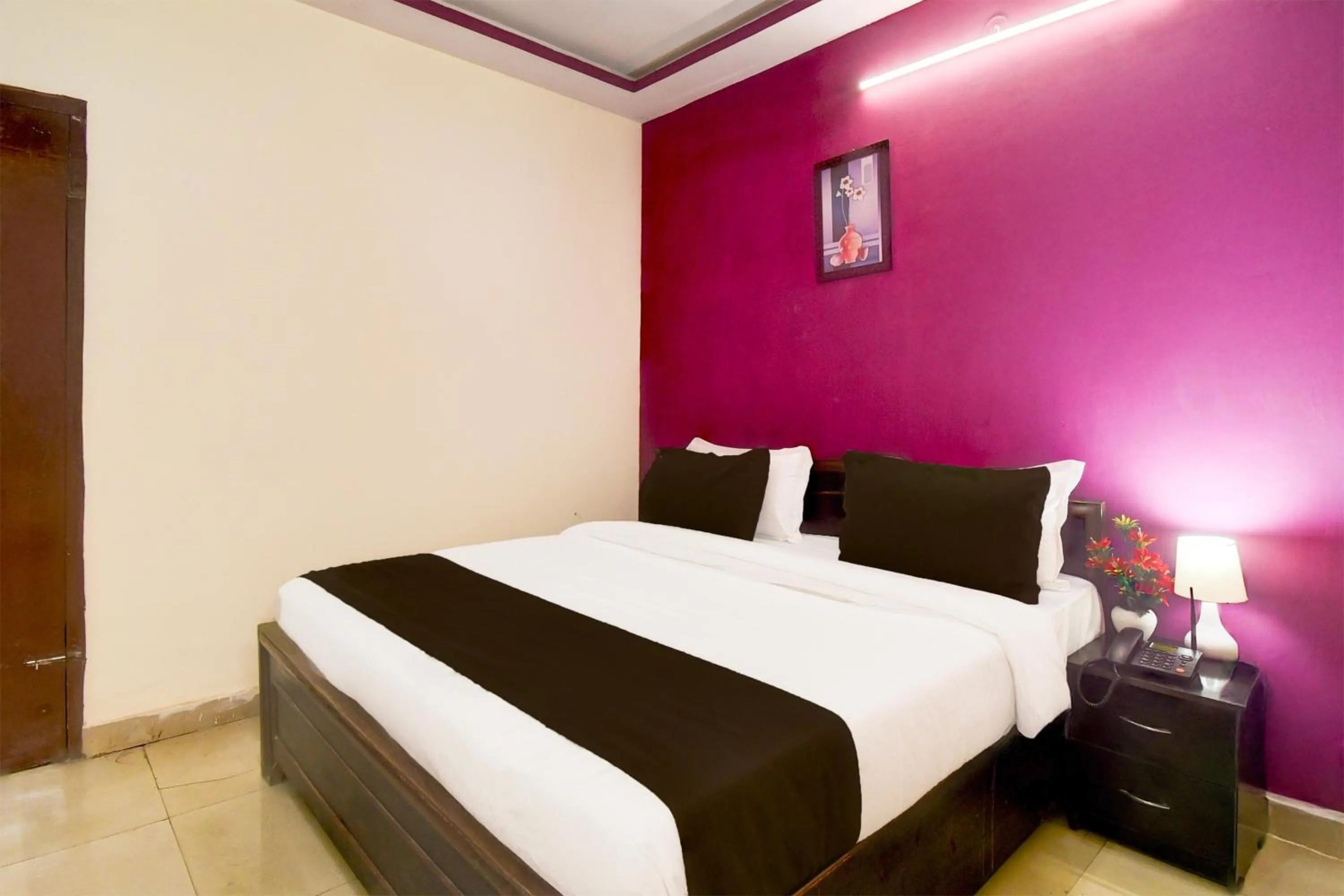 Bedroom in Super Hotel O Pragati Prime