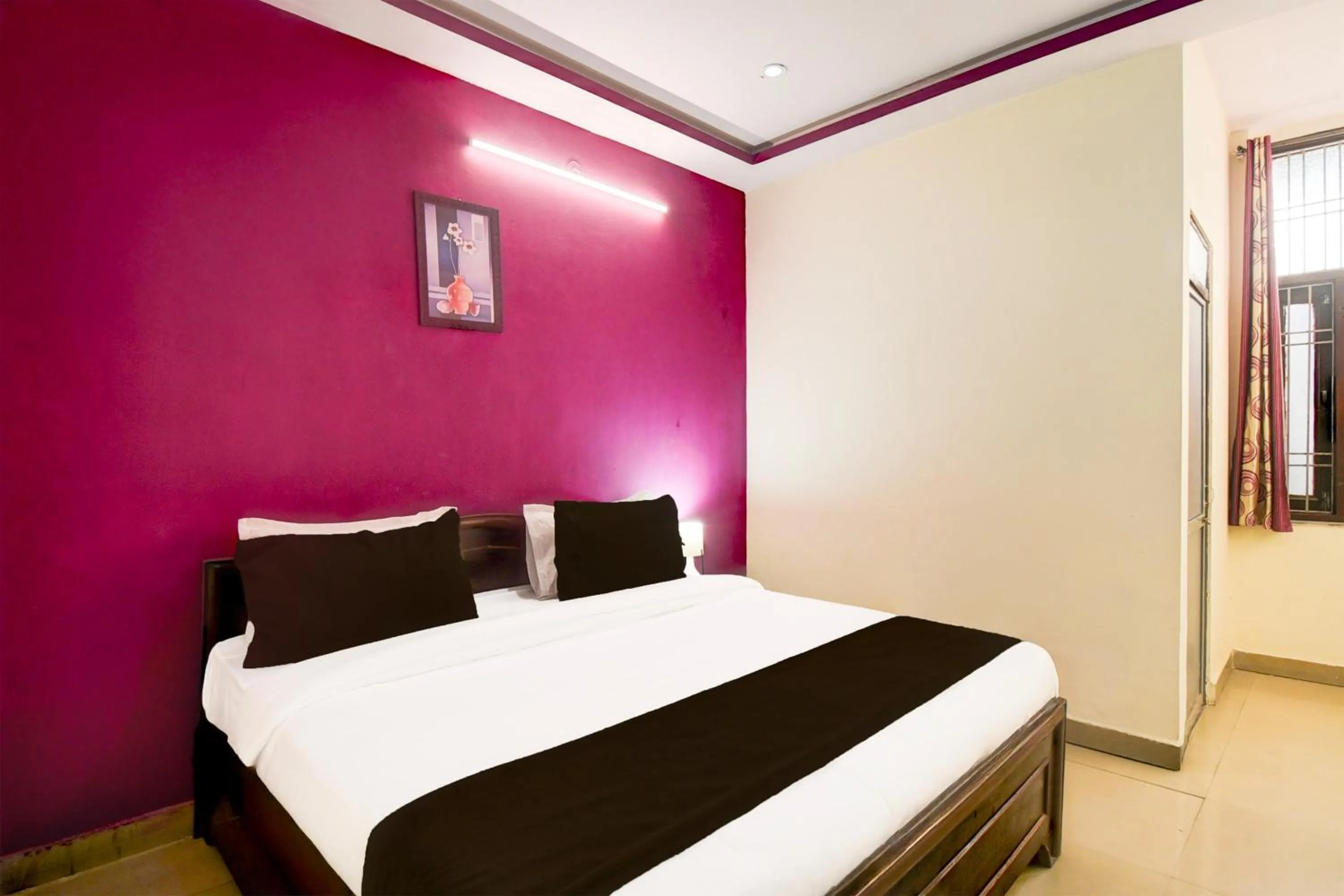 Bedroom in Super Hotel O Pragati Prime