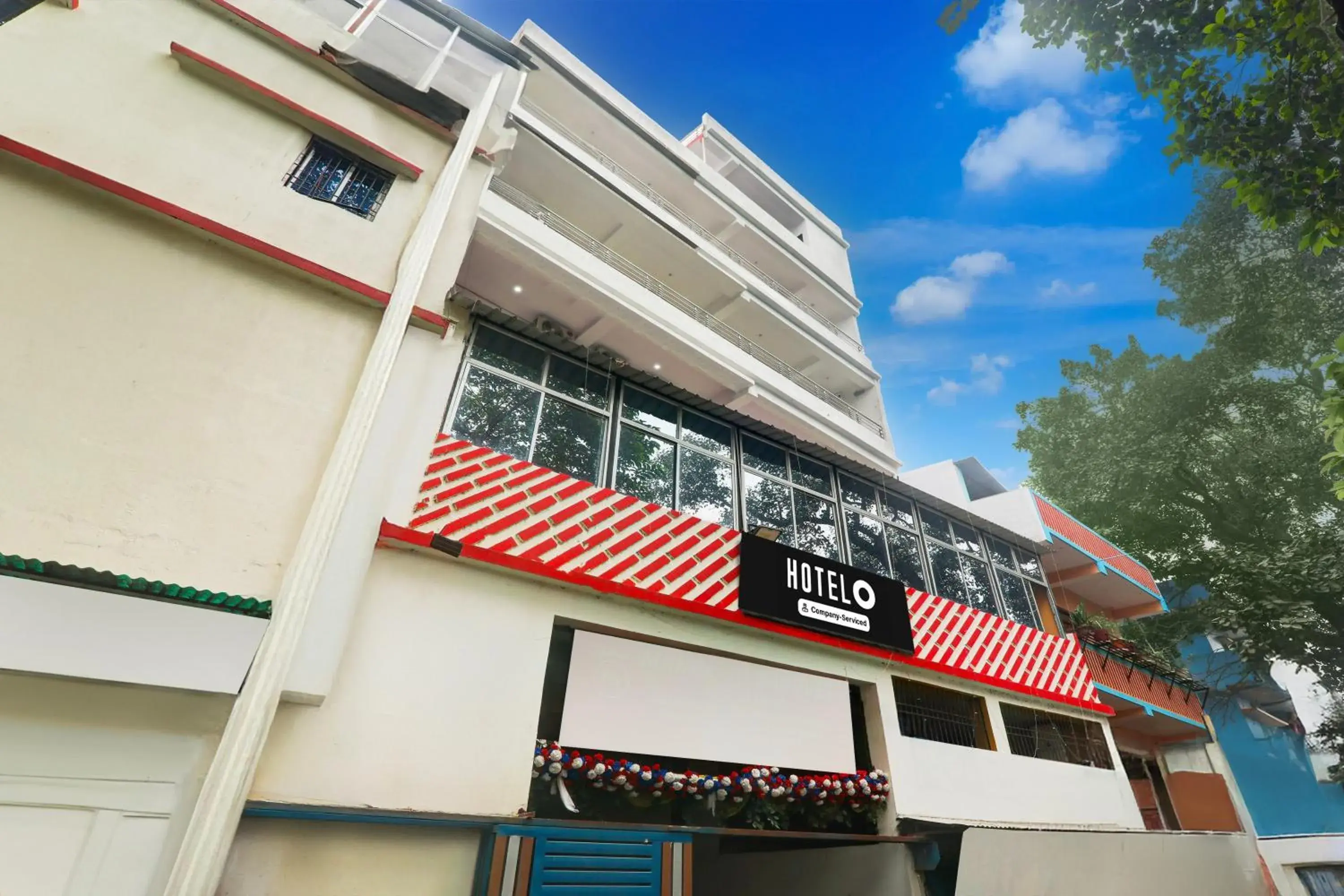 Facade/entrance in Super Hotel O Kadam Ghat Near Ashok RajPath Facade/entrance in Super Hotel O Kadam Ghat Near Ashok RajPath