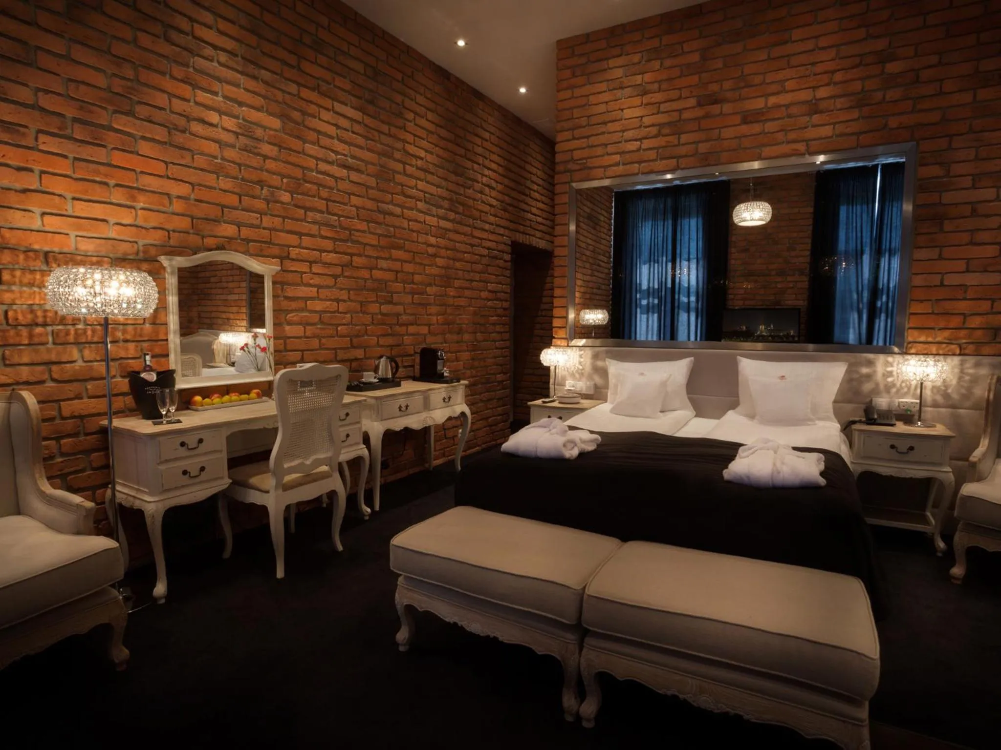 Bed in Hotel Betmanowska Main Square Residence Adults Only