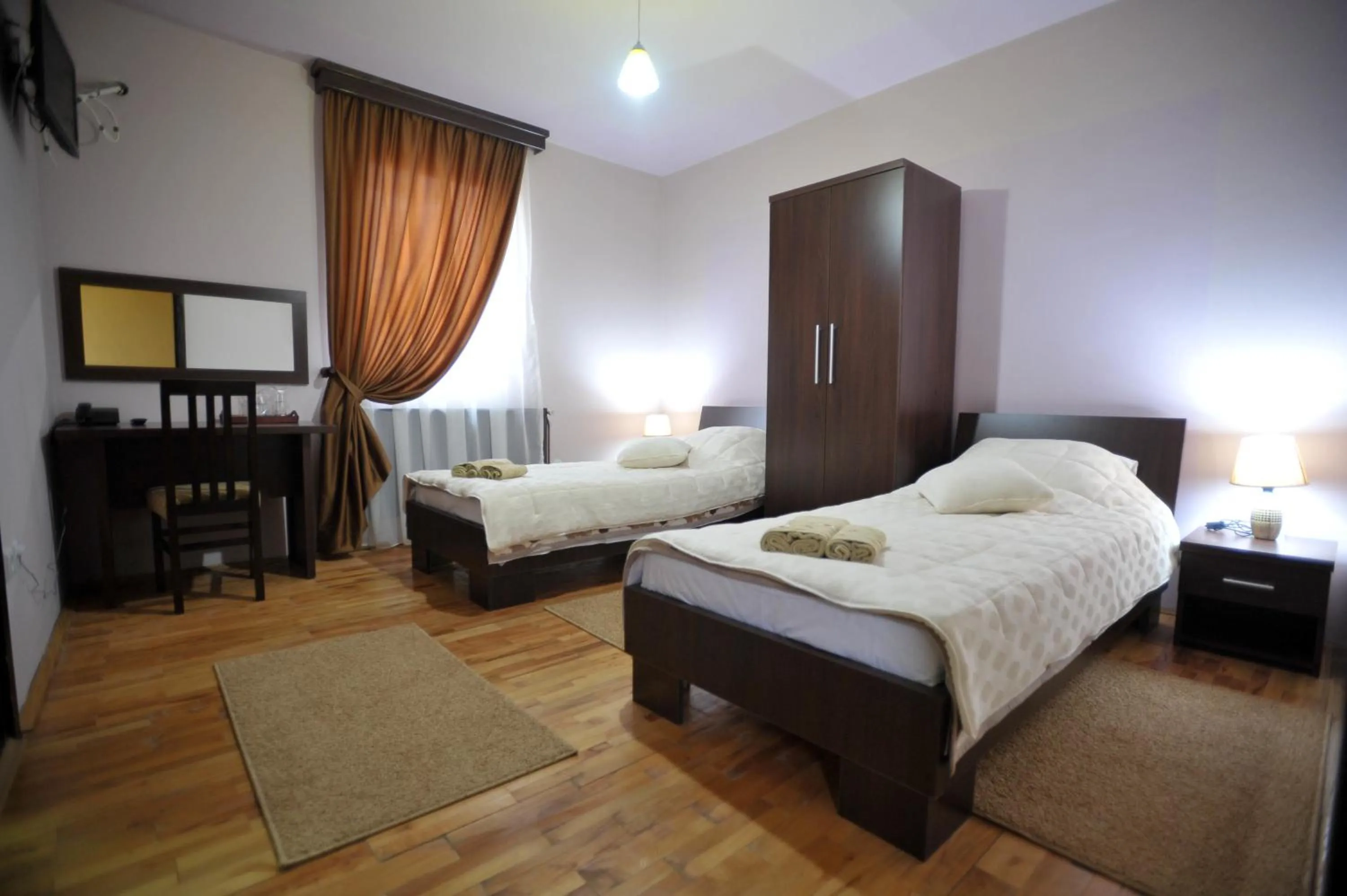 Photo of the whole room, Bed in Garni Hotel City
