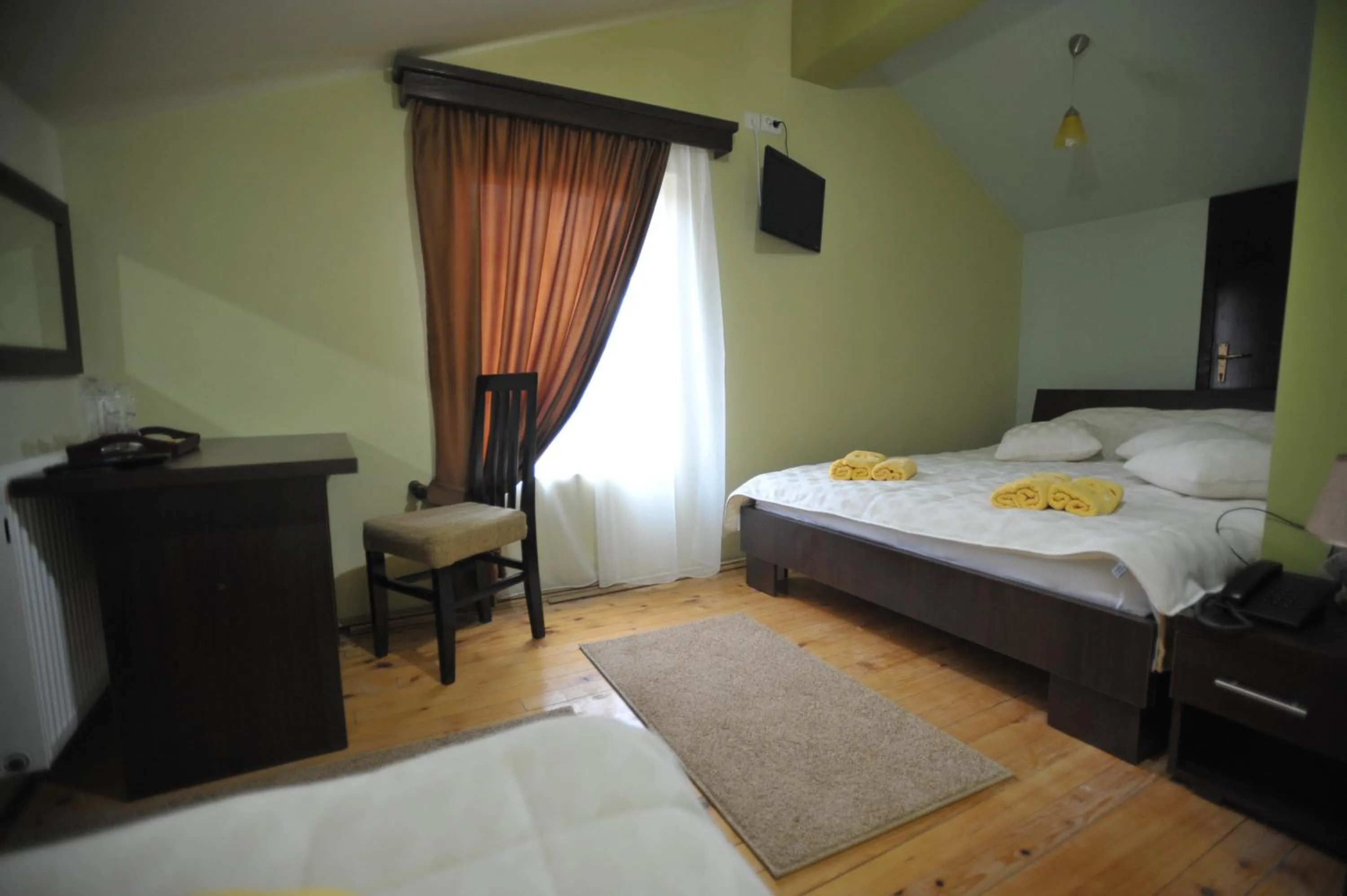 Photo of the whole room, Bed in Garni Hotel City