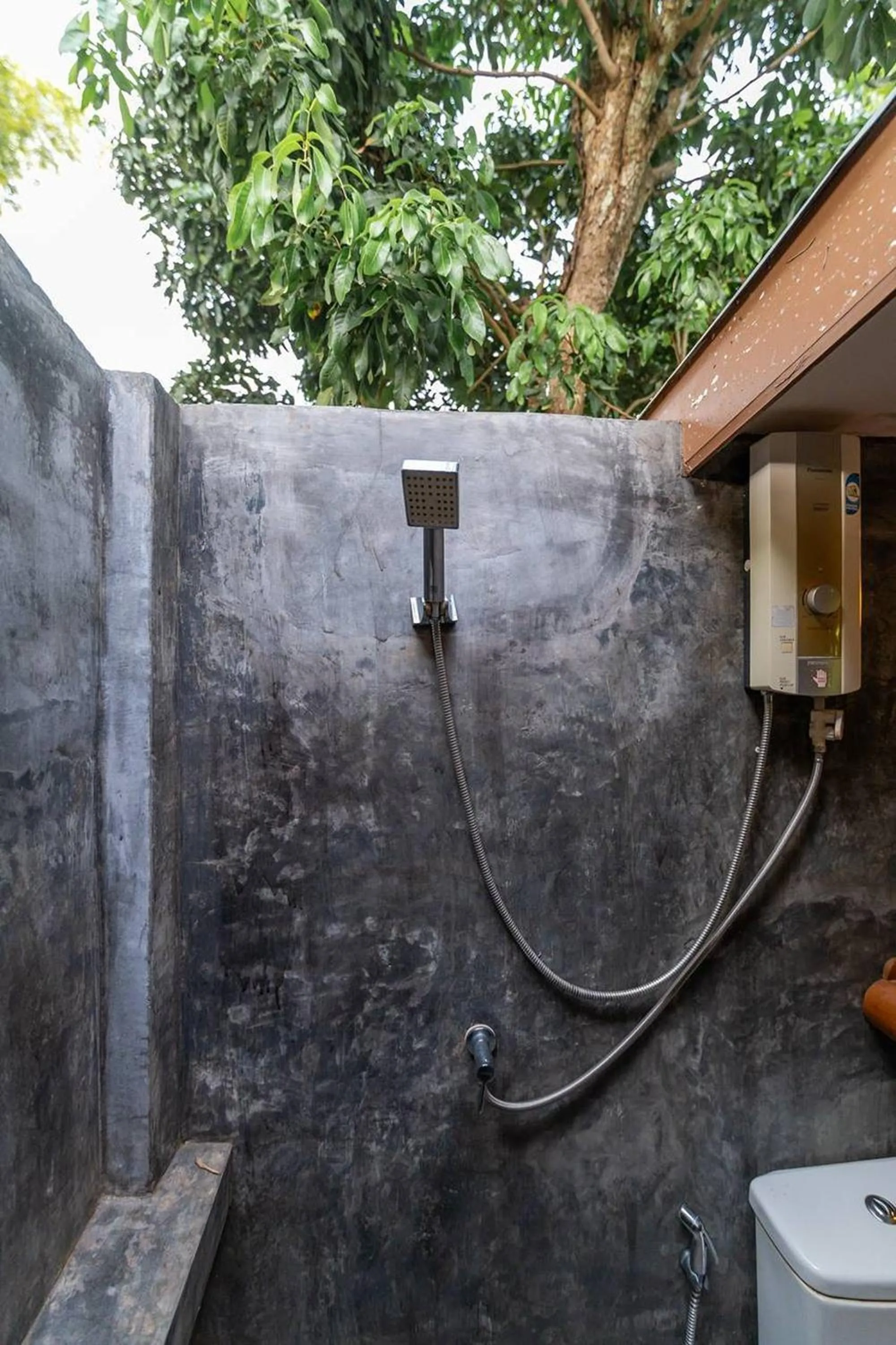 Shower in Lion Cafe Resort