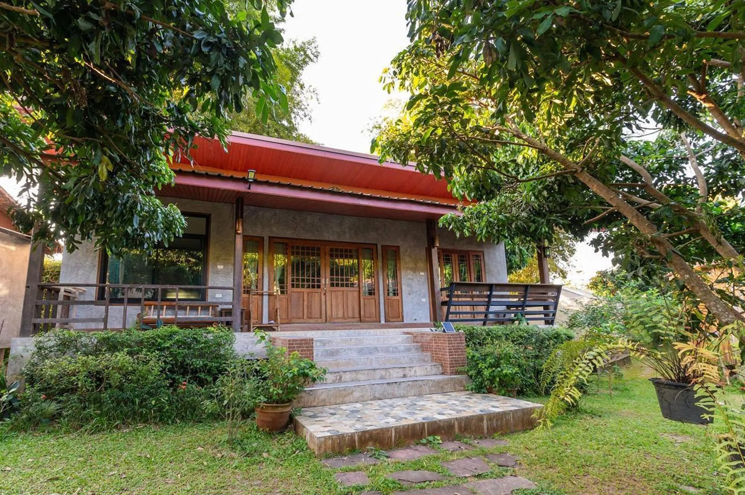Bed in Lion Cafe Resort