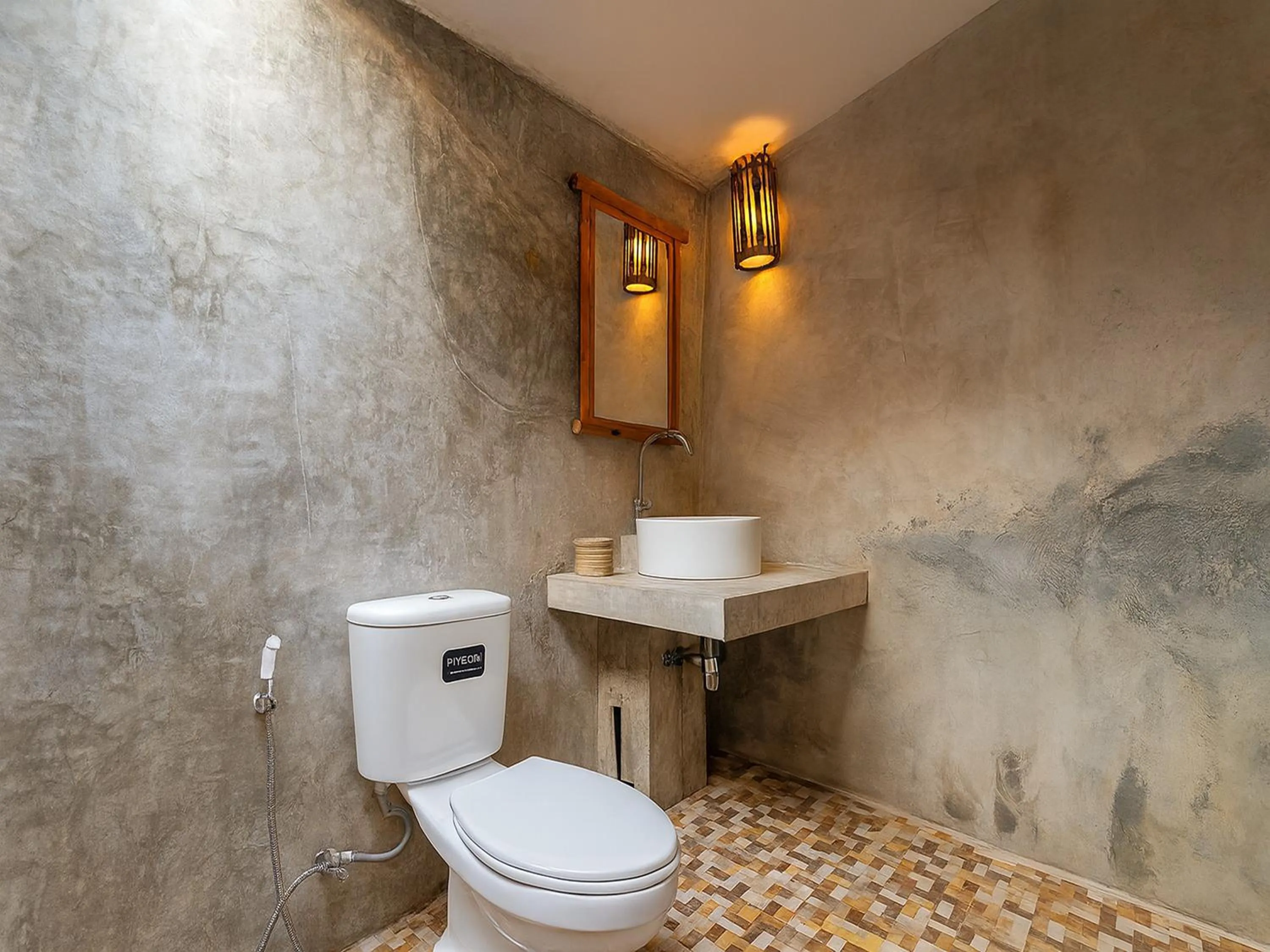 Toilet in Lion Cafe Resort