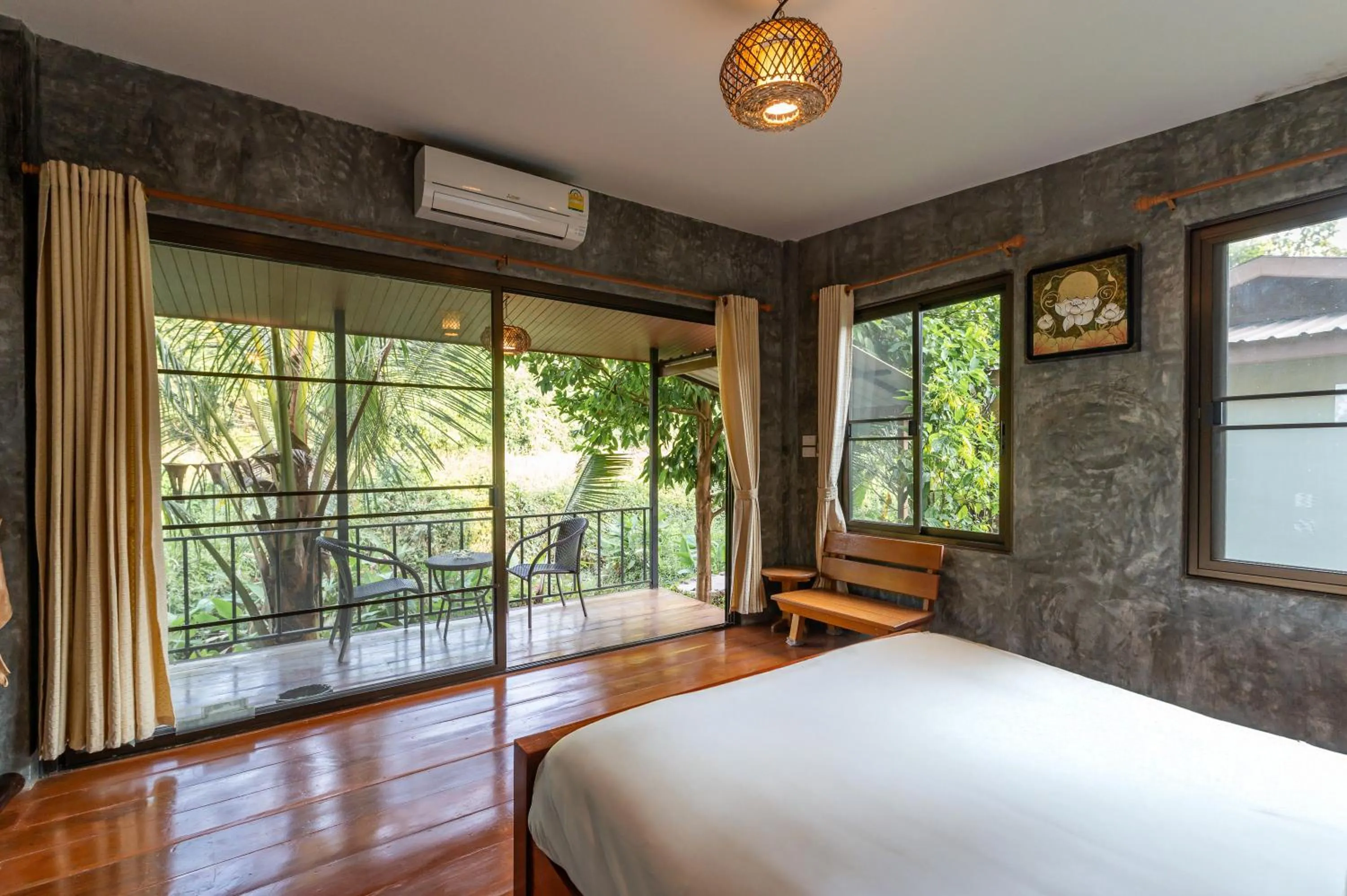 Bed in lion resort & cafe