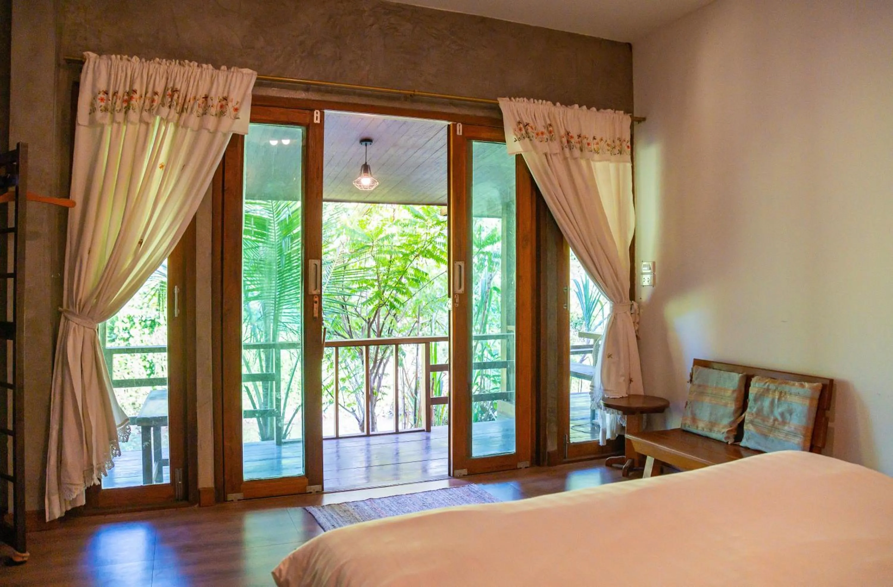 Bed in lion resort & cafe