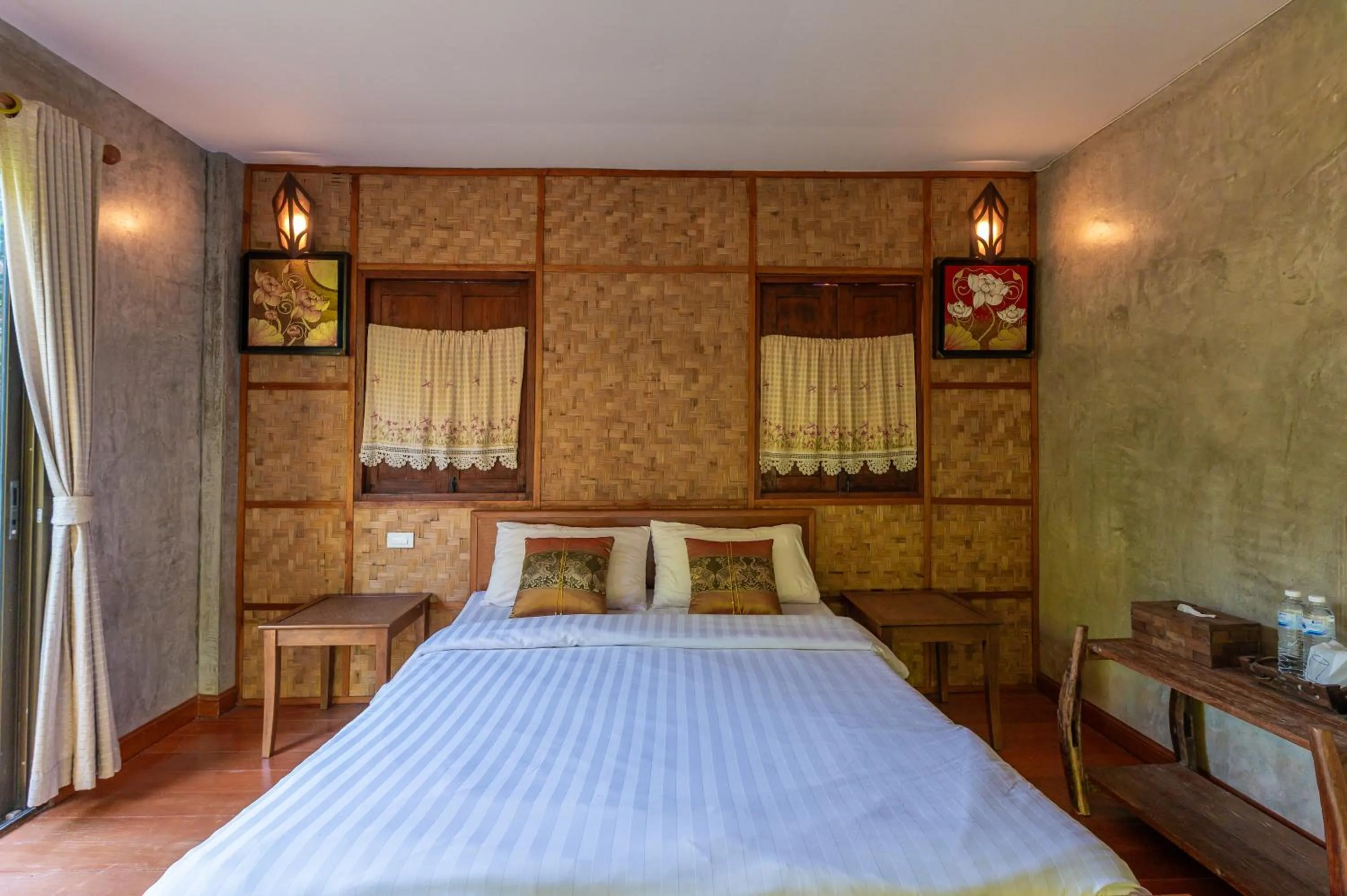 Bed in lion resort & cafe