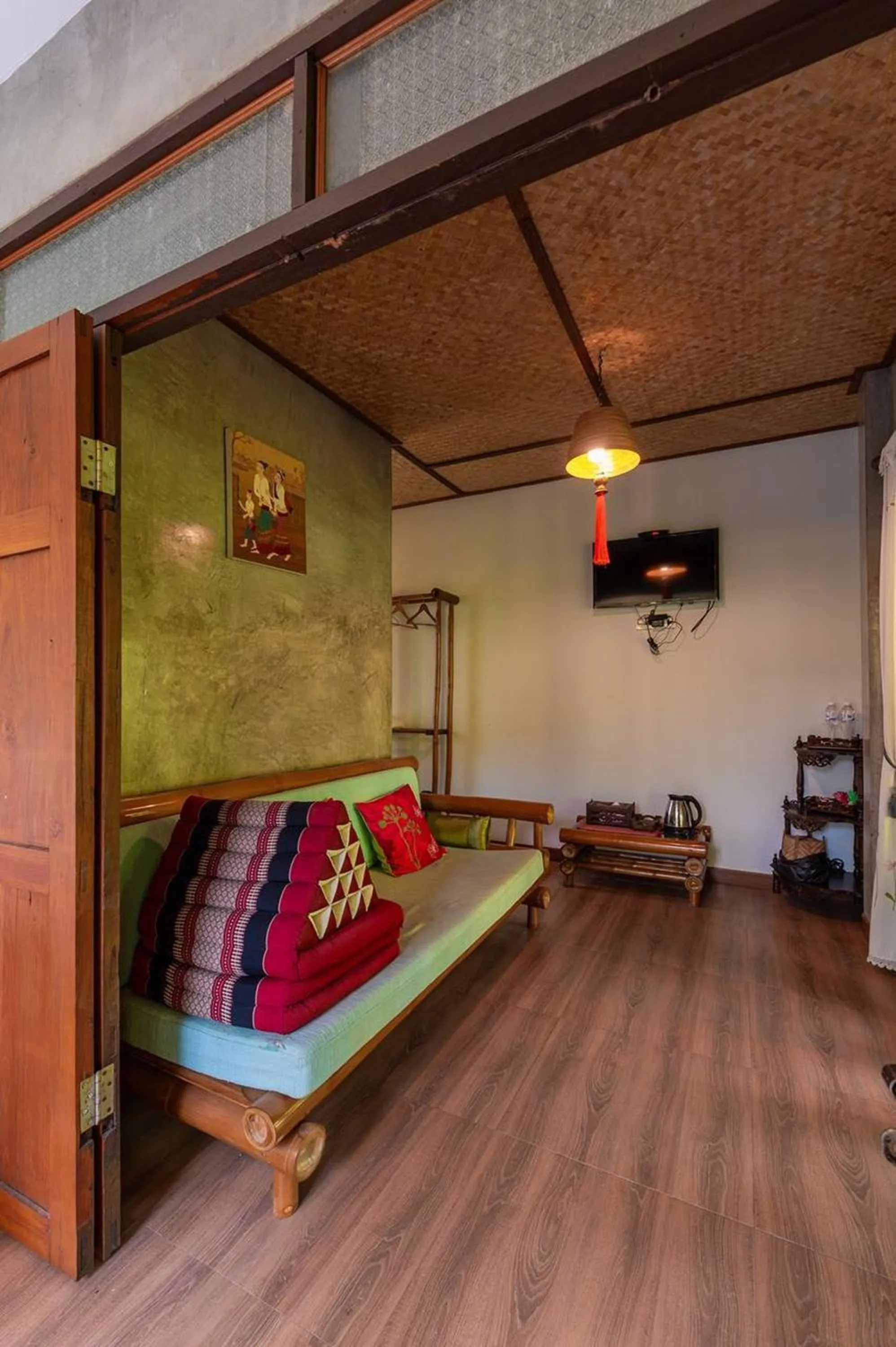 Bed in Lion Cafe Resort